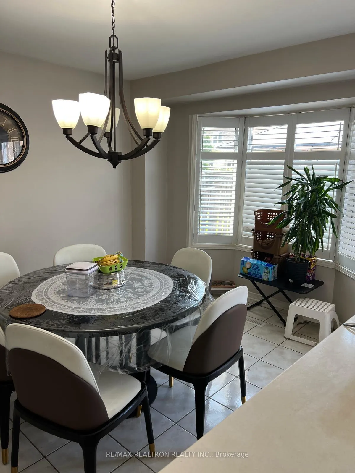 Photo 8 of 114 Trail Ridge Lane, Markham, Berczy — HOMEH