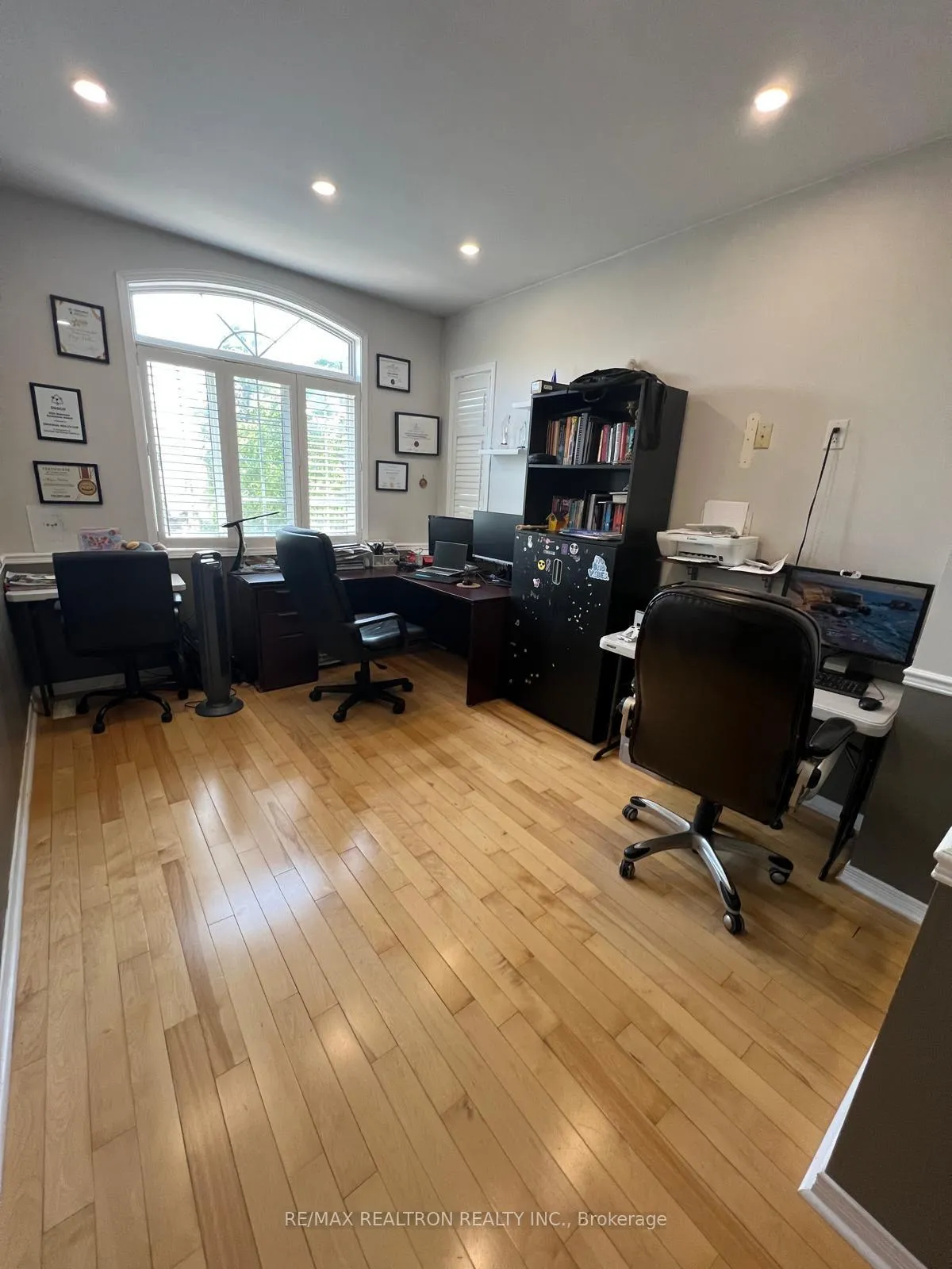 Photo 11 of 114 Trail Ridge Lane, Markham, Berczy — HOMEH
