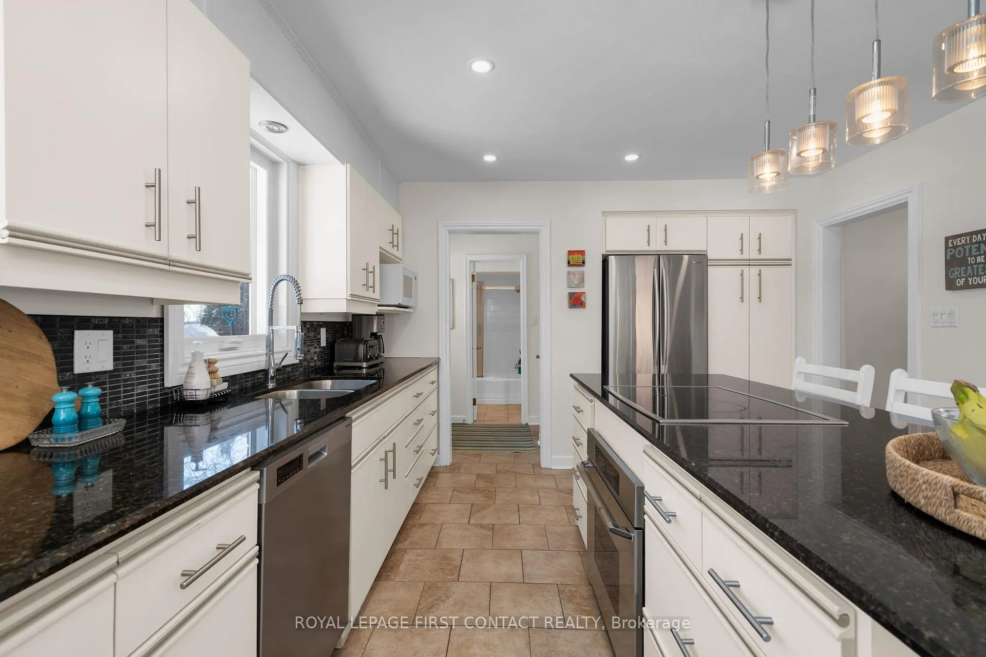 Photo 17 of 103 Rodney Street, Barrie, Codrington — HOMEH