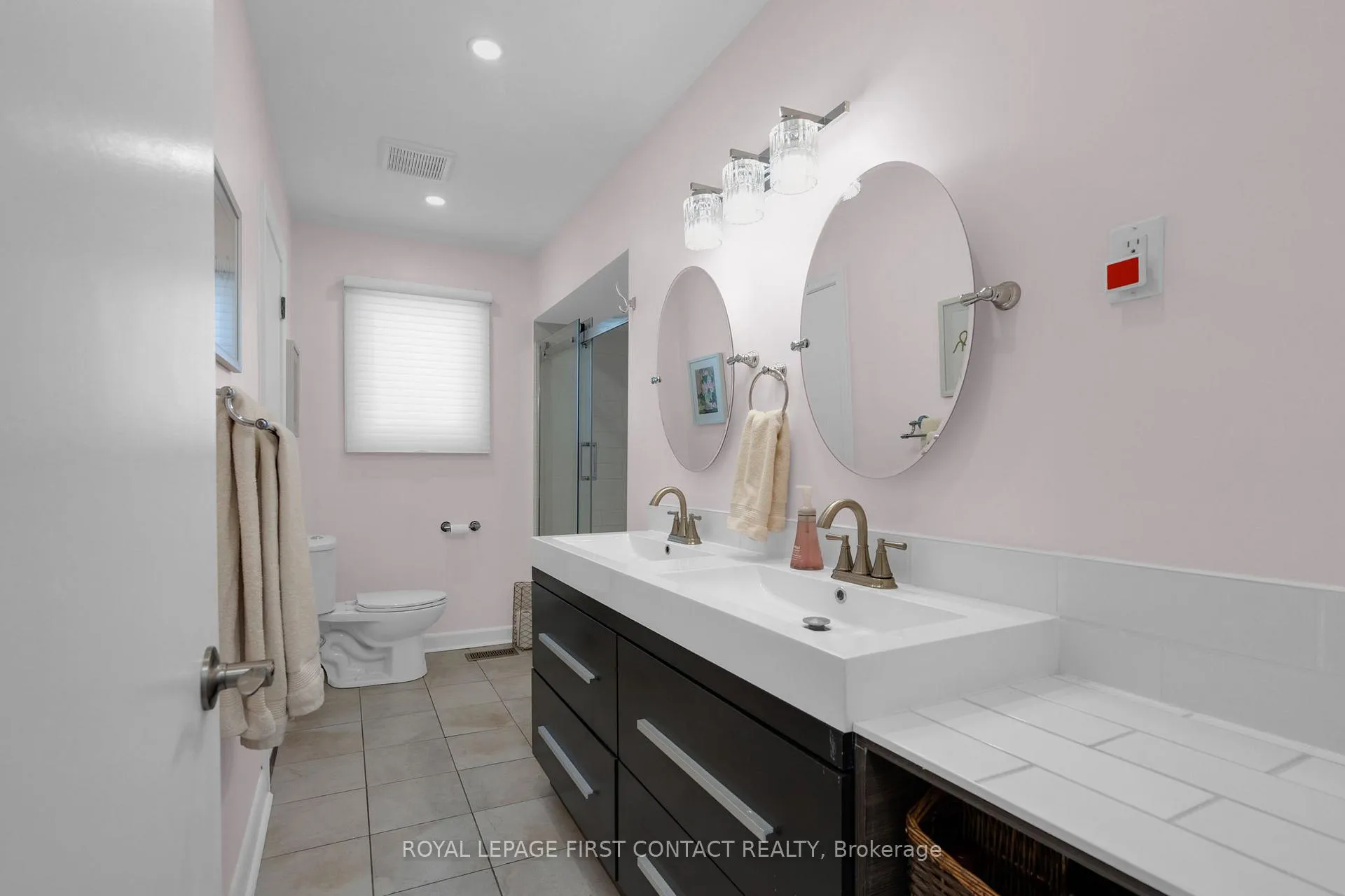 Photo 19 of 103 Rodney Street, Barrie, Codrington — HOMEH