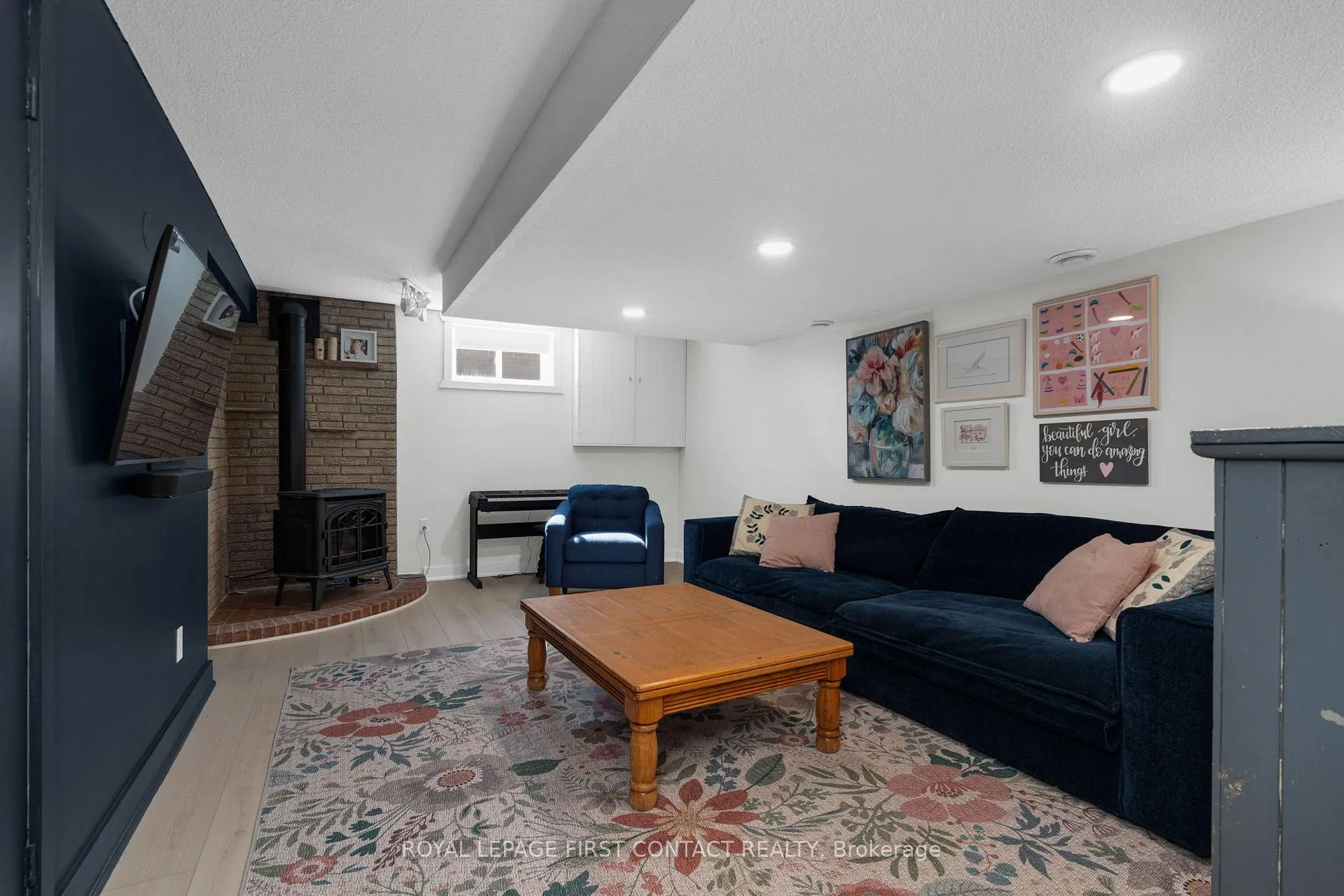 Photo 26 of 103 Rodney Street, Barrie, Codrington — HOMEH