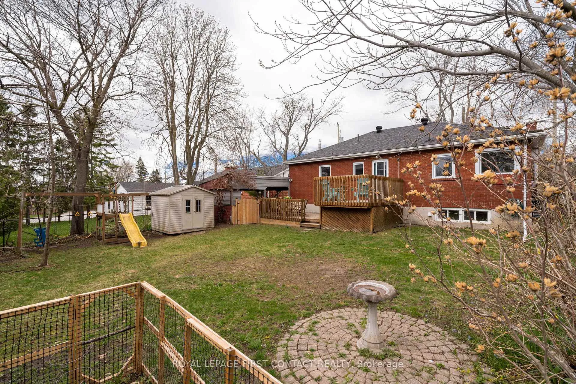 Photo 37 of 103 Rodney Street, Barrie, Codrington — HOMEH