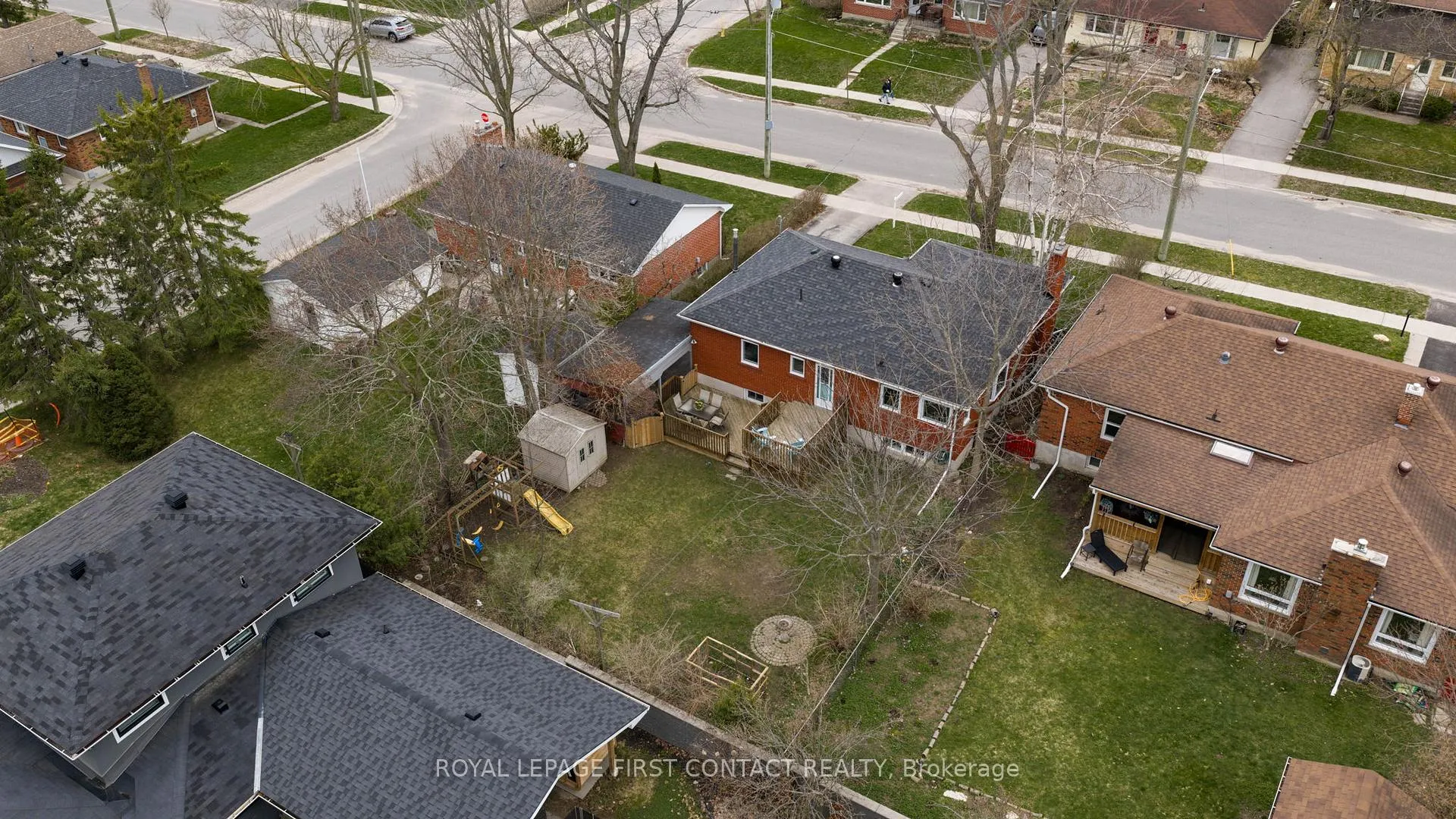 Photo 43 of 103 Rodney Street, Barrie, Codrington — HOMEH