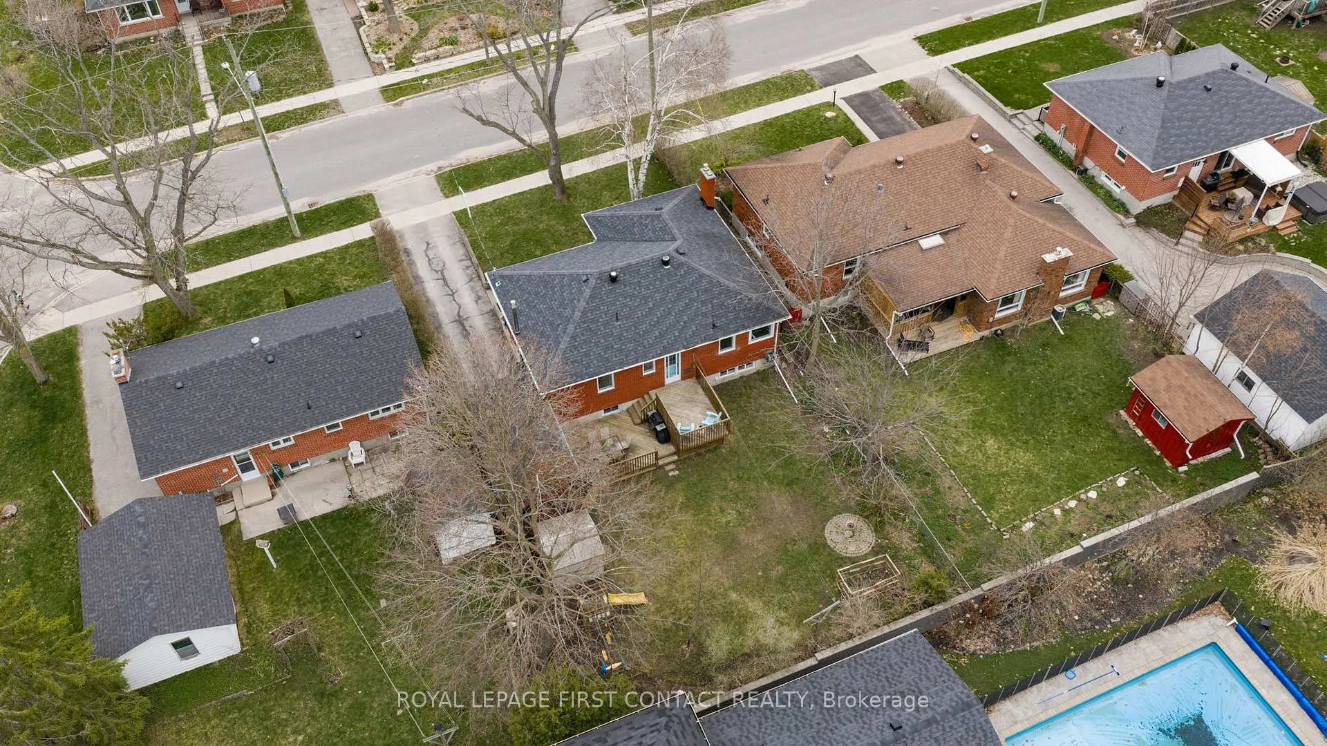 Photo 44 of 103 Rodney Street, Barrie, Codrington — HOMEH