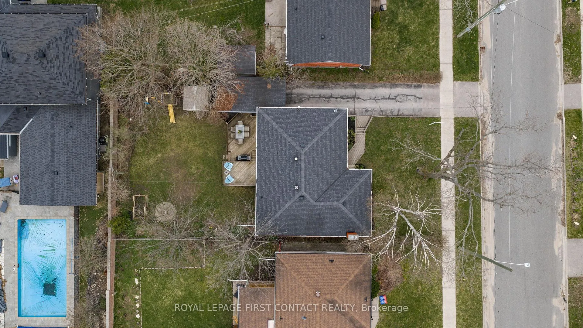 Photo 47 of 103 Rodney Street, Barrie, Codrington — HOMEH