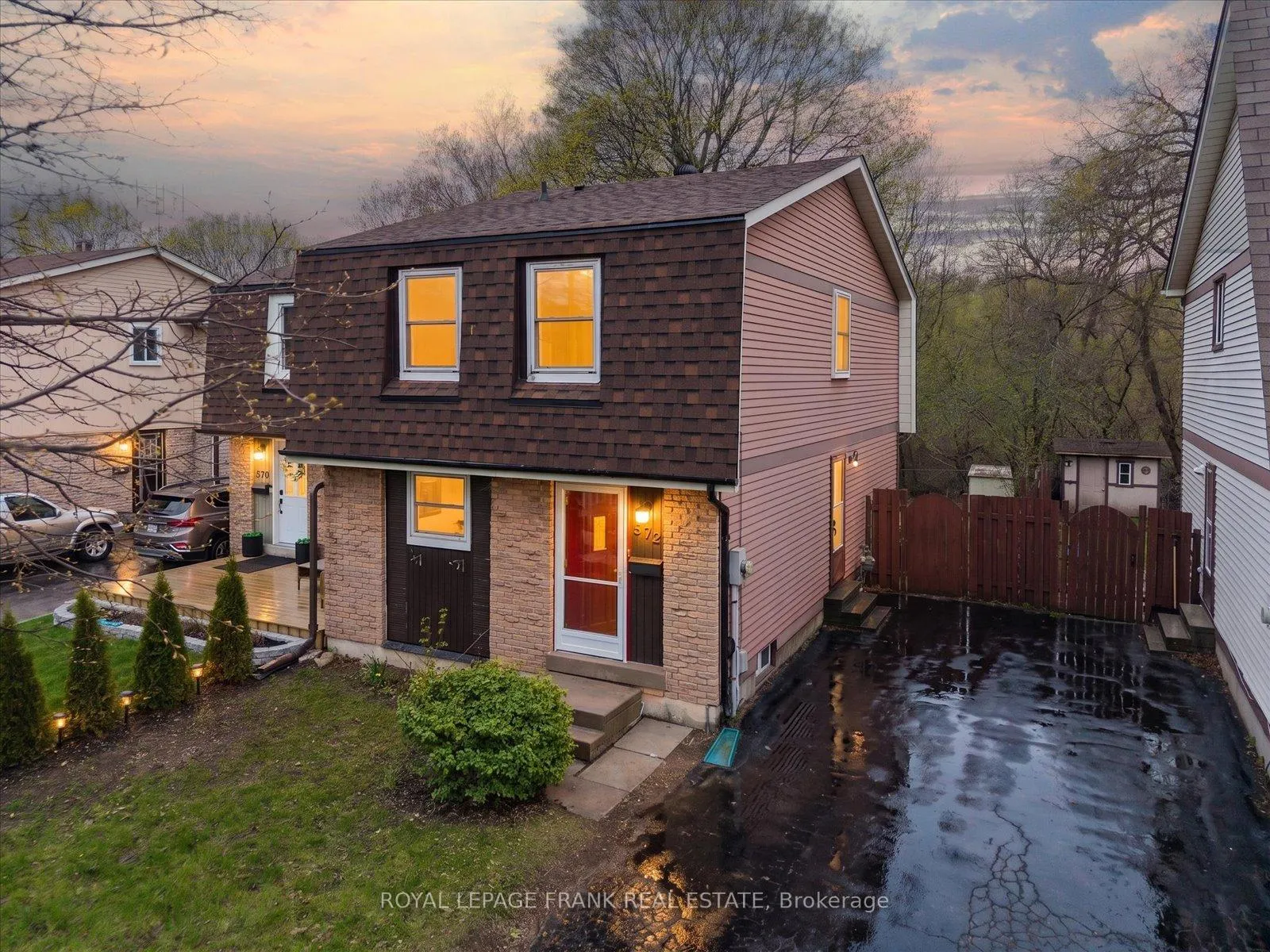 Photo 1 of 572 Camelot Drive, Oshawa, Eastdale — HOMEH