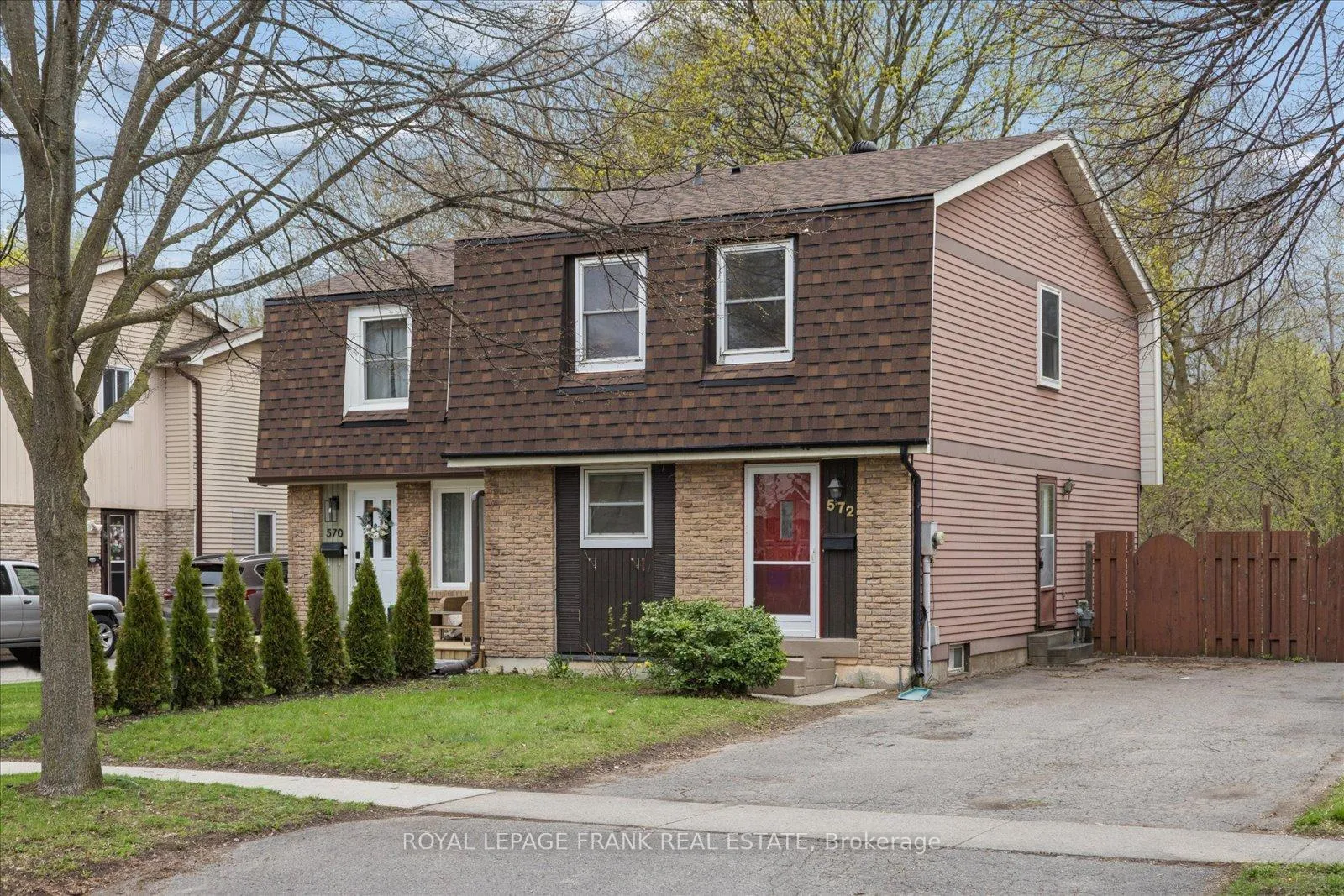 Photo 3 of 572 Camelot Drive, Oshawa, Eastdale — HOMEH