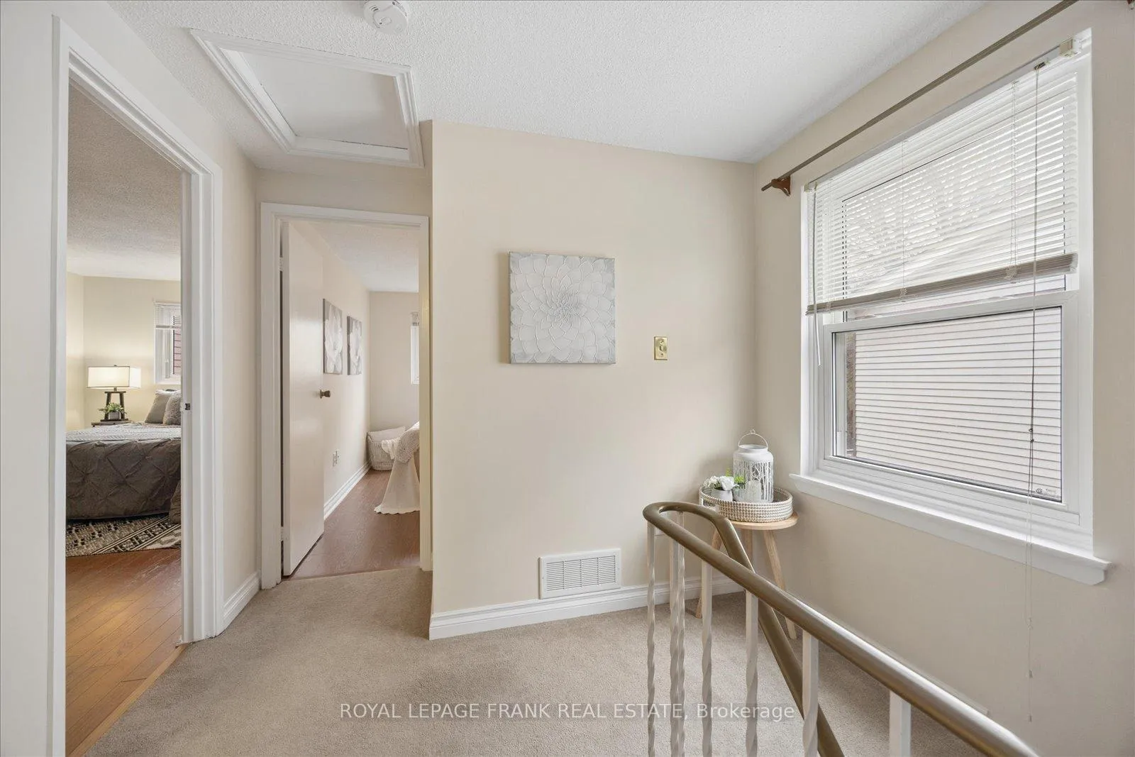 Photo 29 of 572 Camelot Drive, Oshawa, Eastdale — HOMEH