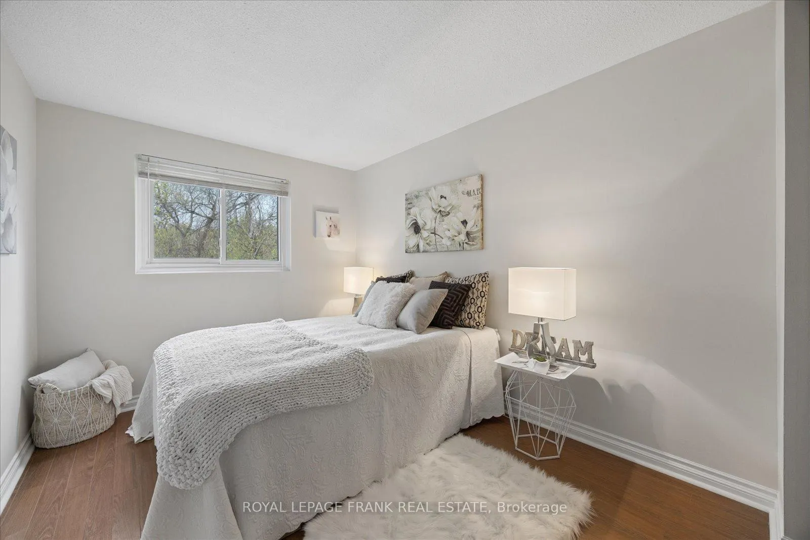Photo 32 of 572 Camelot Drive, Oshawa, Eastdale — HOMEH