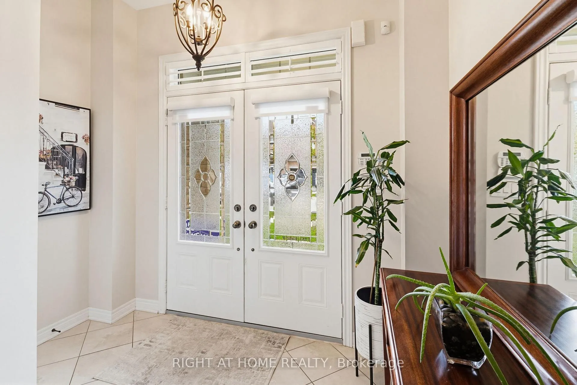 Photo 3 of 3126 Velebit Park Boulevard, Burlington, Alton — HOMEH