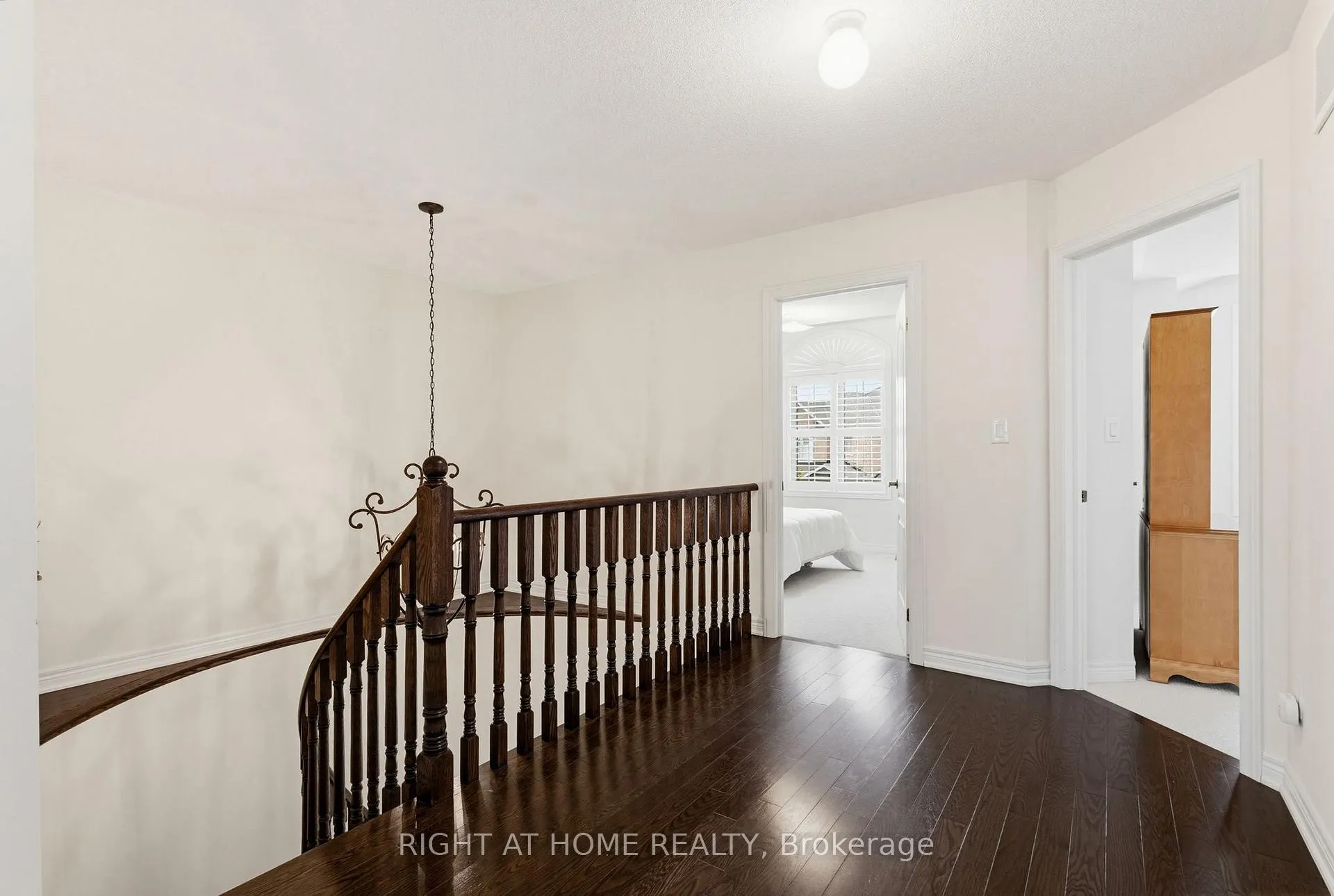 Photo 15 of 3126 Velebit Park Boulevard, Burlington, Alton — HOMEH