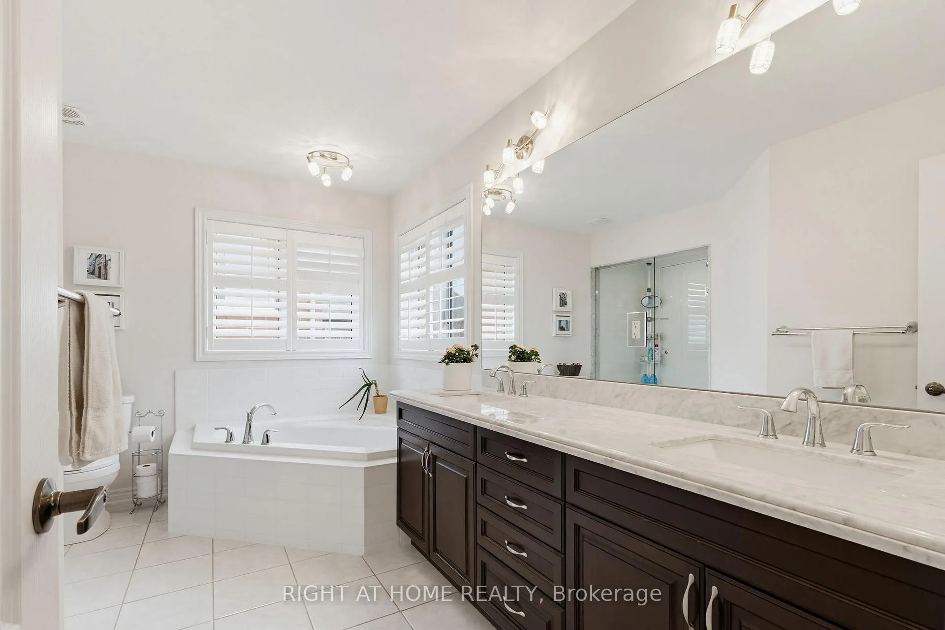Photo 18 of 3126 Velebit Park Boulevard, Burlington, Alton — HOMEH