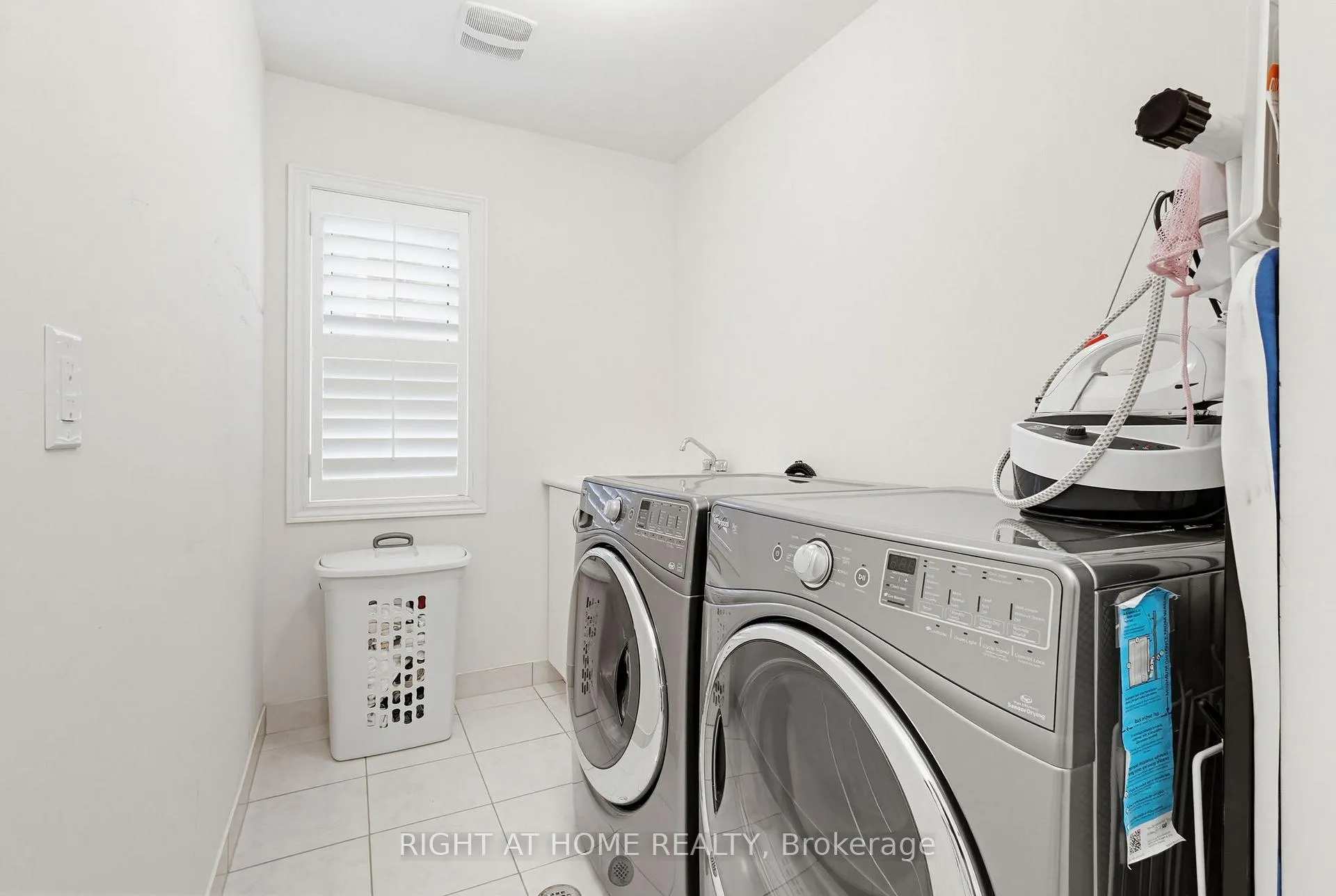 Photo 25 of 3126 Velebit Park Boulevard, Burlington, Alton — HOMEH