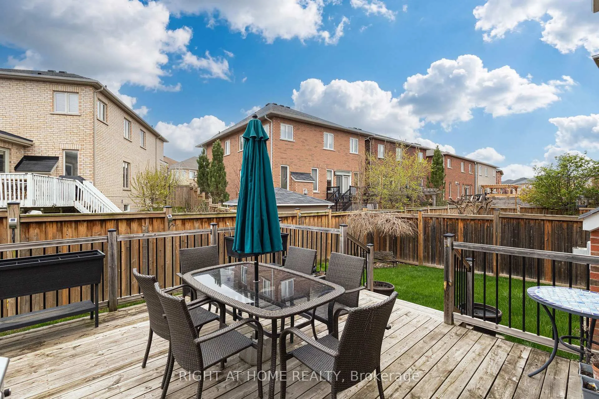 Photo 33 of 3126 Velebit Park Boulevard, Burlington, Alton — HOMEH