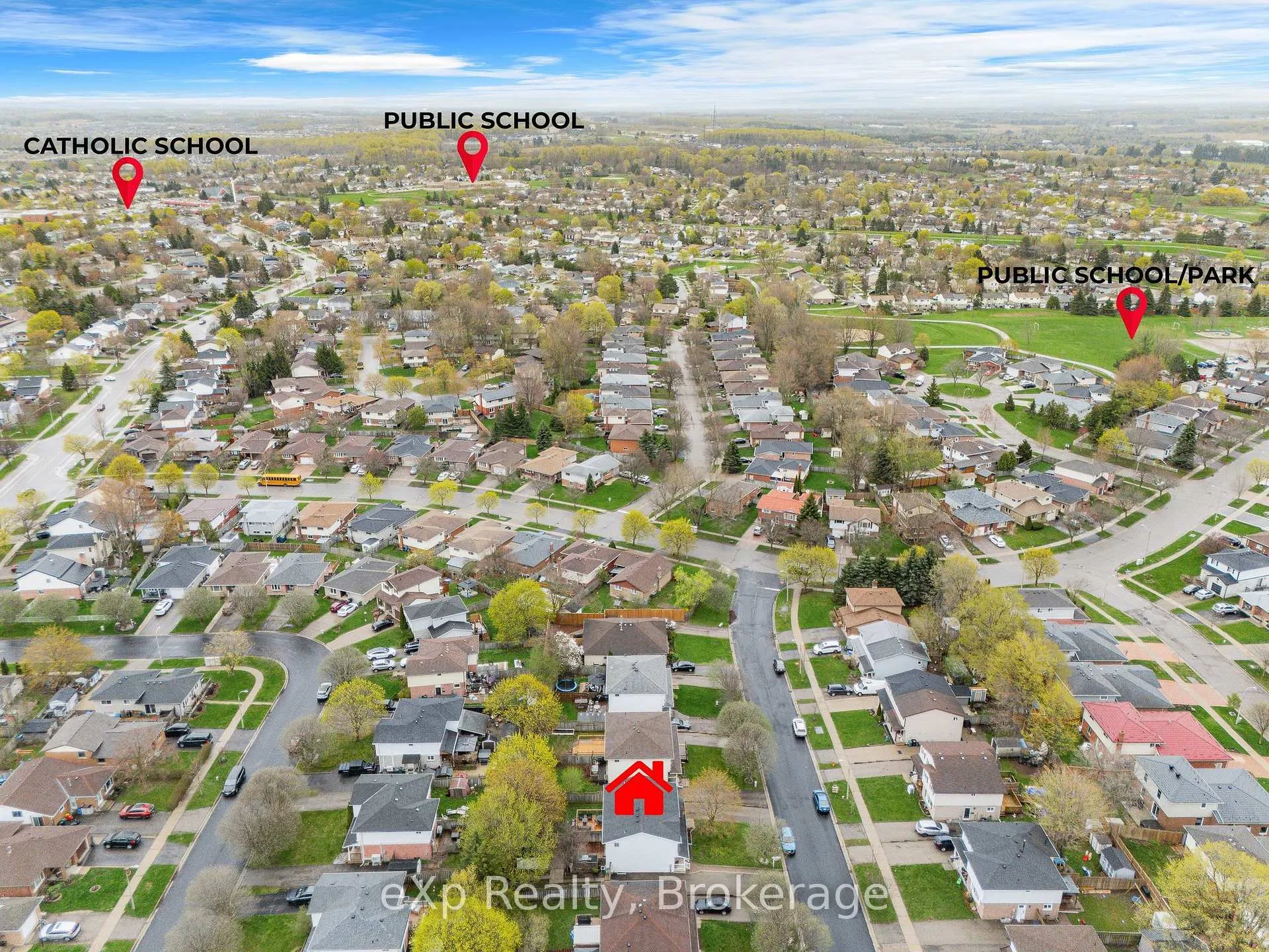Photo 5 of 111 Connelly Drive, Kitchener — HOMEH