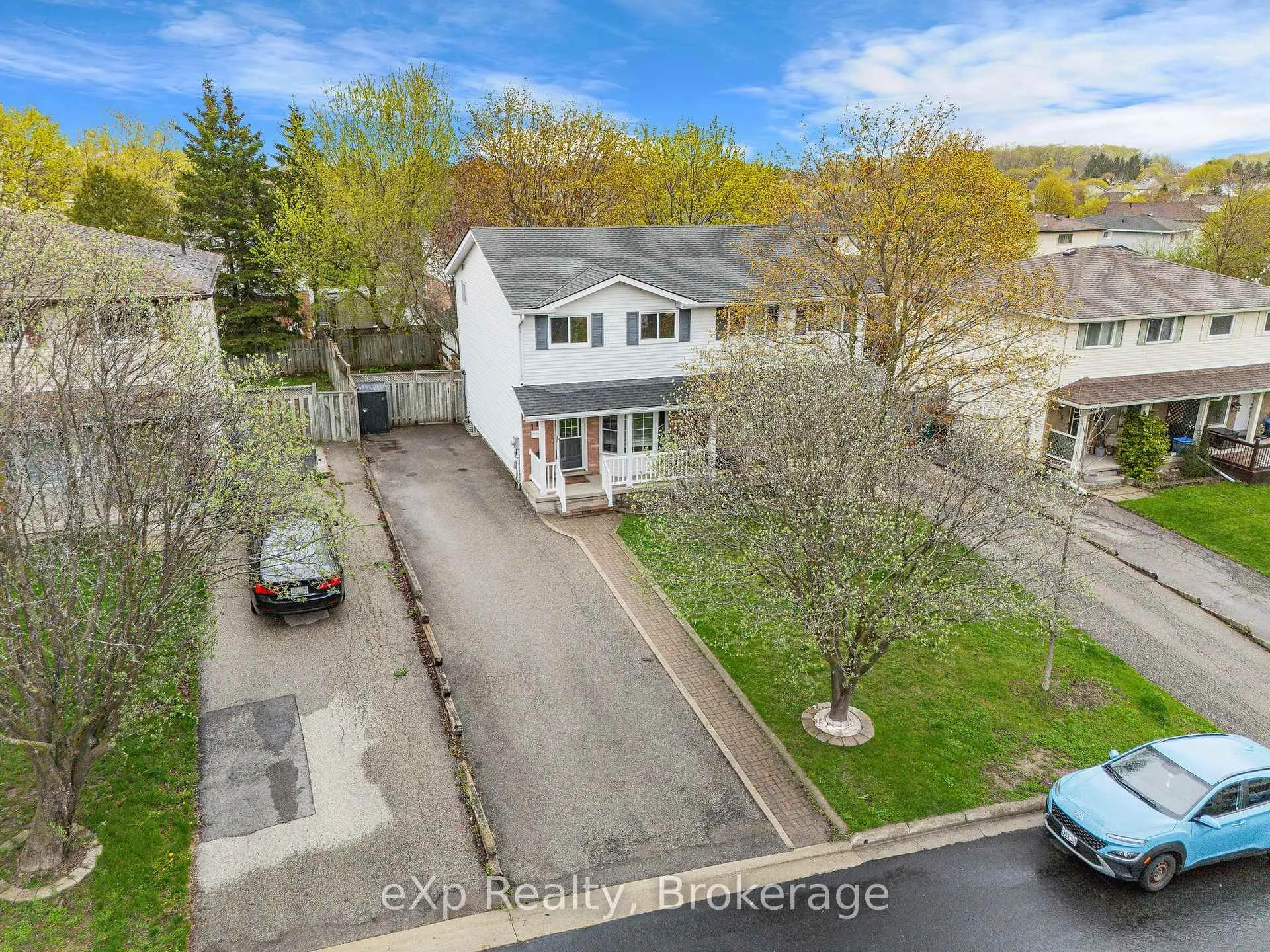Photo 36 of 111 Connelly Drive, Kitchener — HOMEH