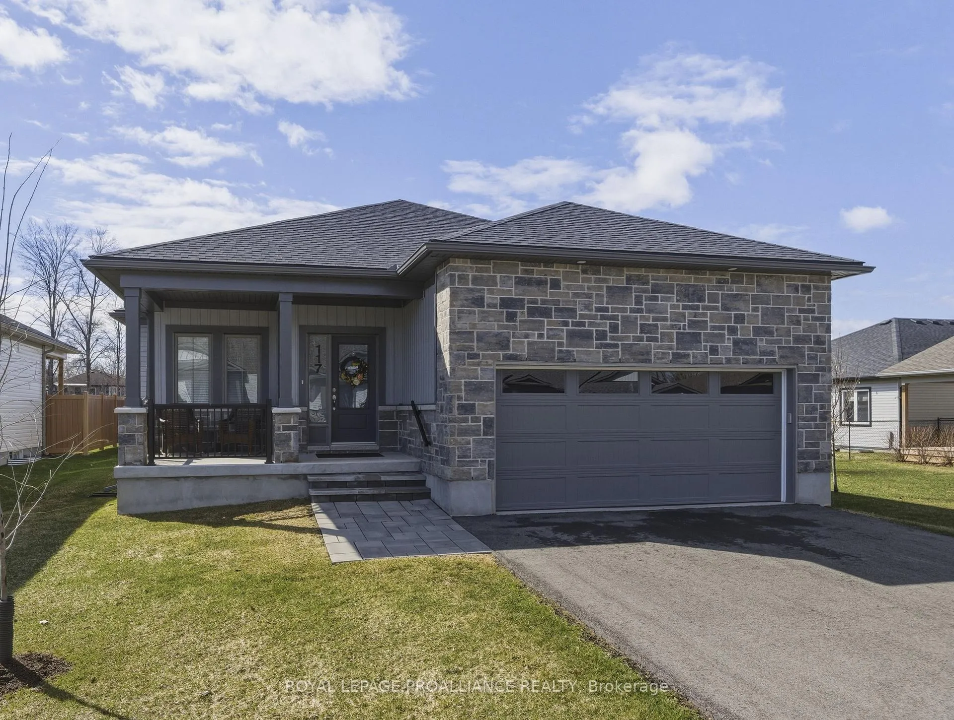 Photo 1 of 117 Adley Drive, Brockville — HOMEH