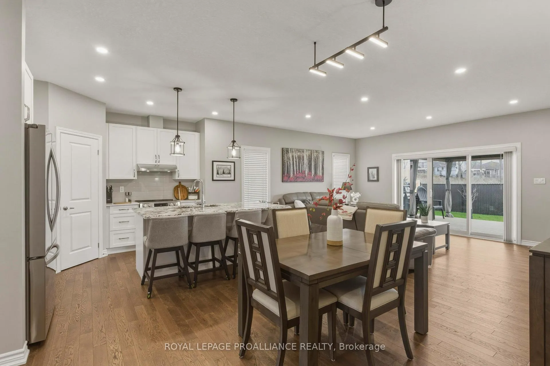 Photo 3 of 117 Adley Drive, Brockville — HOMEH
