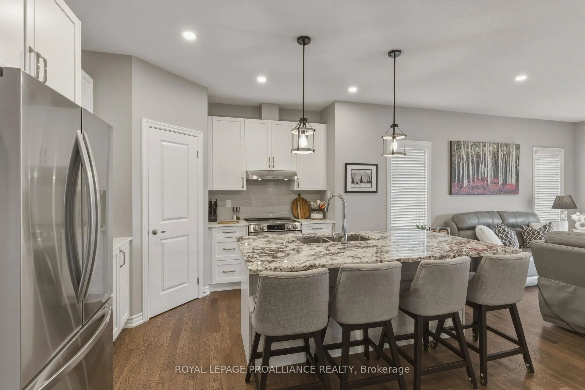 Photo 5 of 117 Adley Drive, Brockville — HOMEH