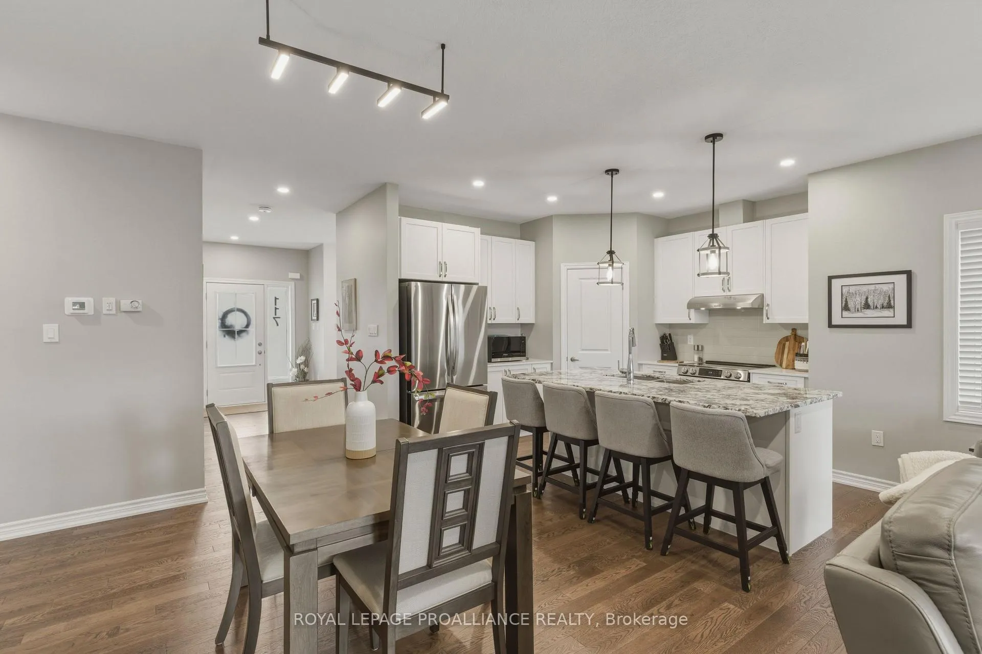 Photo 16 of 117 Adley Drive, Brockville — HOMEH