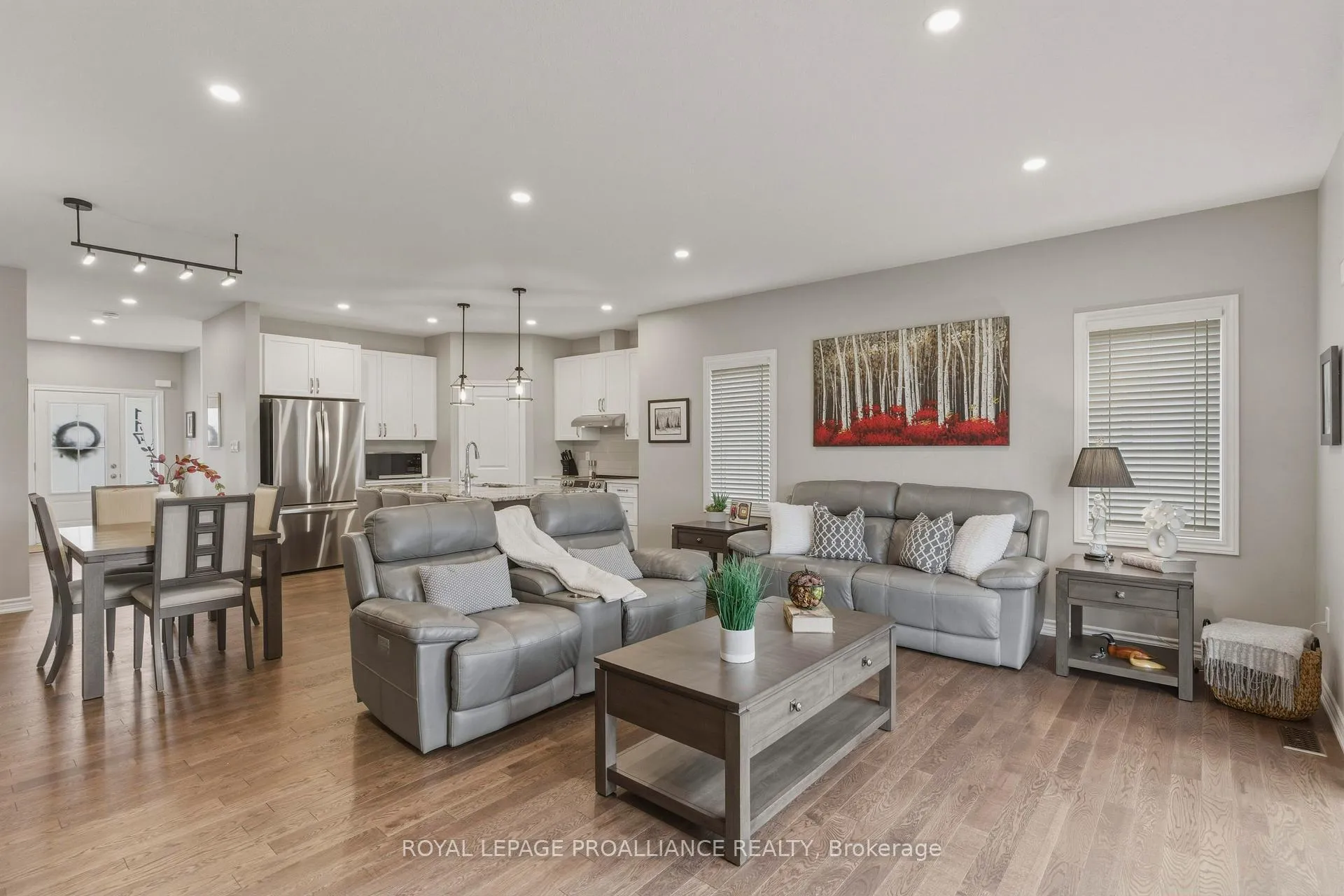 Photo 17 of 117 Adley Drive, Brockville — HOMEH