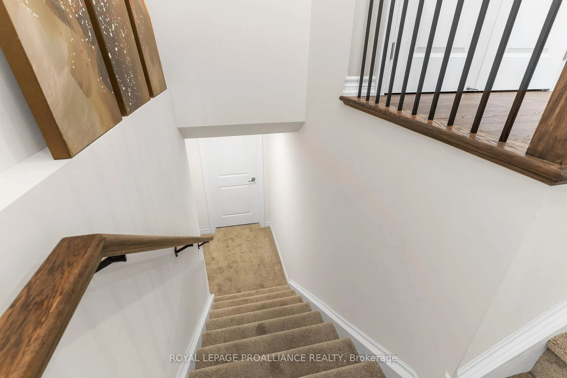 Photo 33 of 117 Adley Drive, Brockville — HOMEH