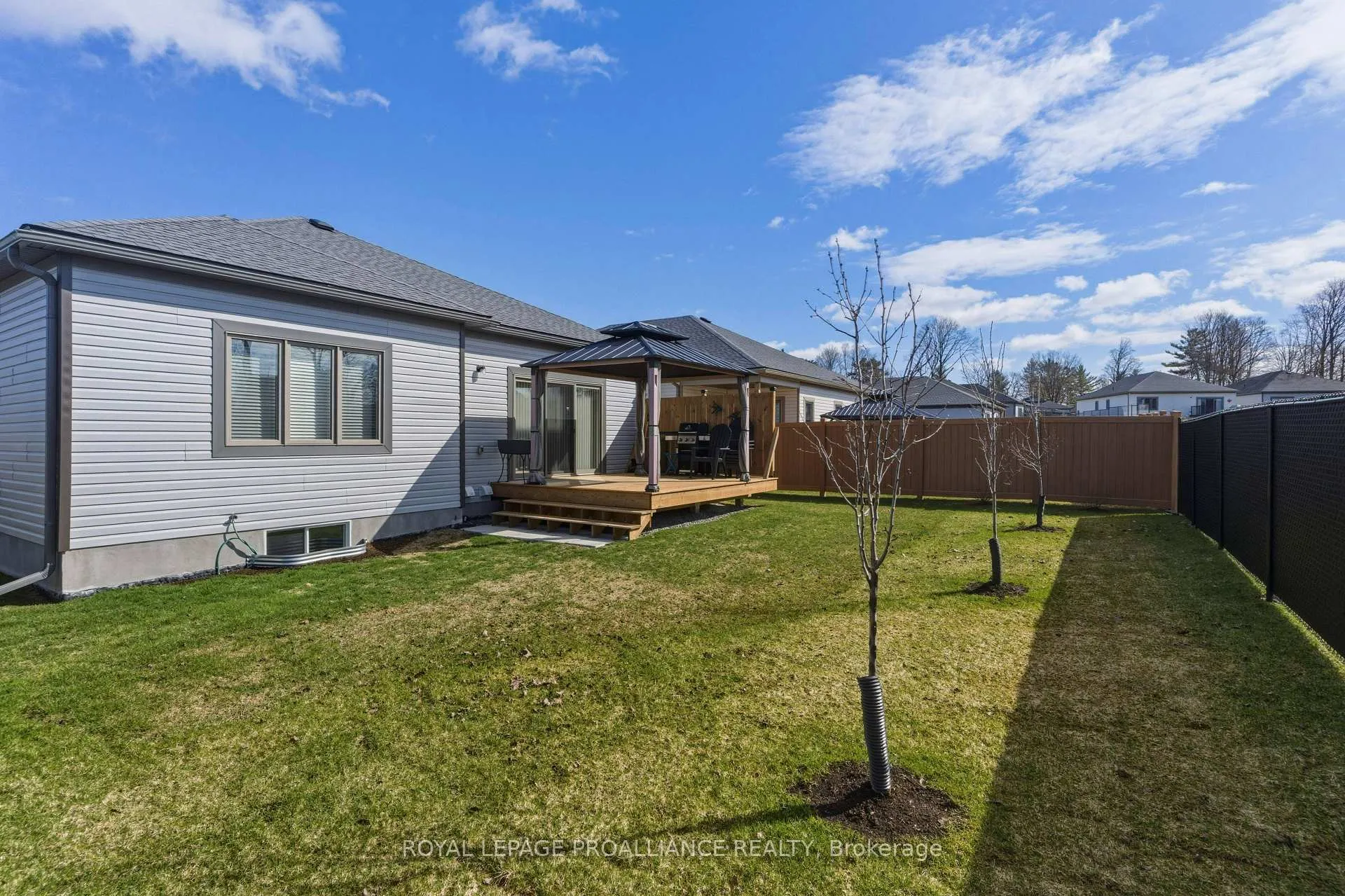 Photo 38 of 117 Adley Drive, Brockville — HOMEH