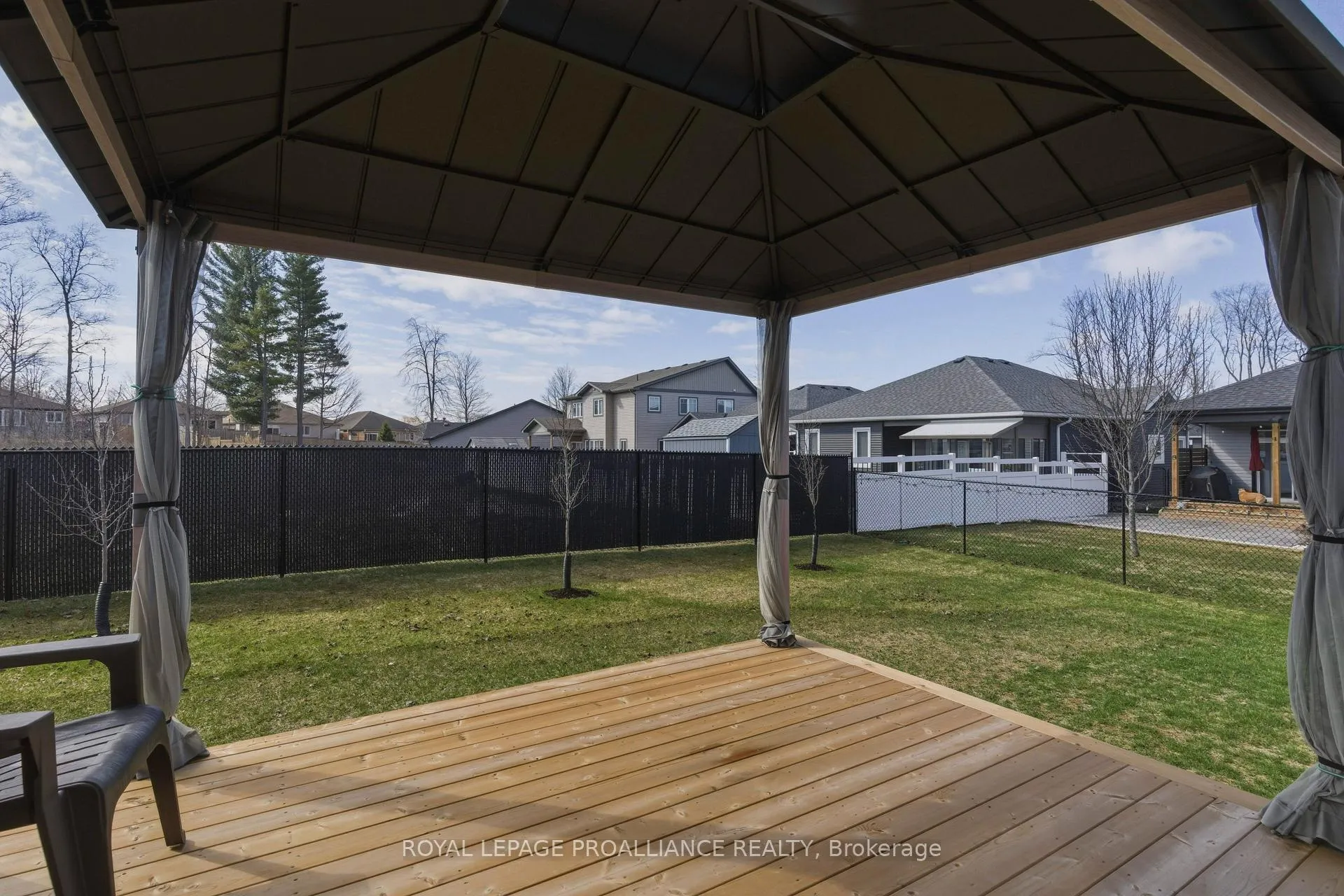 Photo 41 of 117 Adley Drive, Brockville — HOMEH