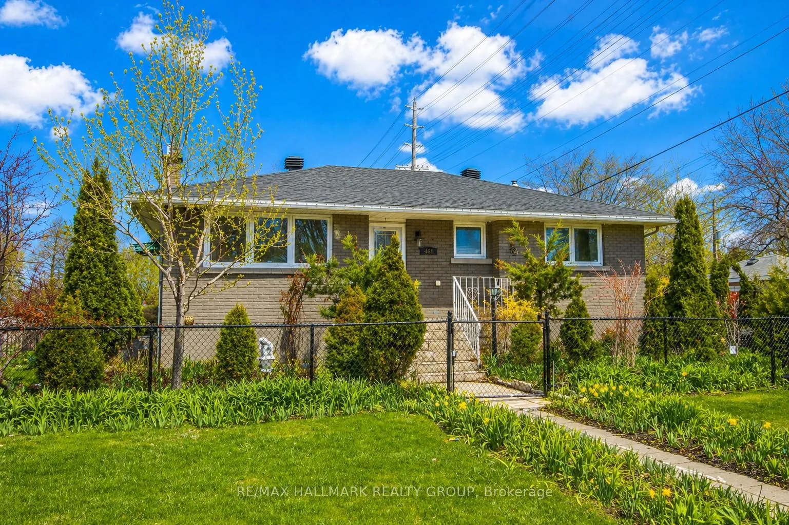Photo 1 of 461 Lawson Avenue, Ottawa, Overbrook/Castle Heights — HOMEH