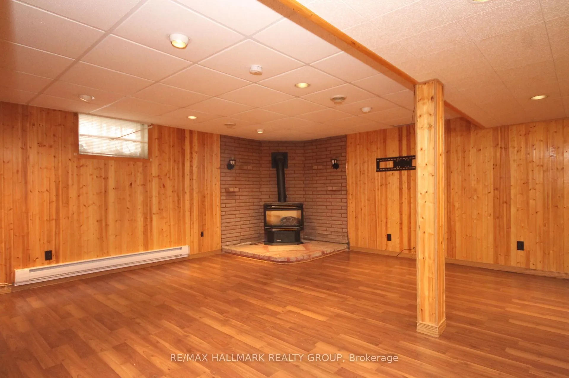 Photo 10 of 461 Lawson Avenue, Ottawa, Overbrook/Castle Heights — HOMEH