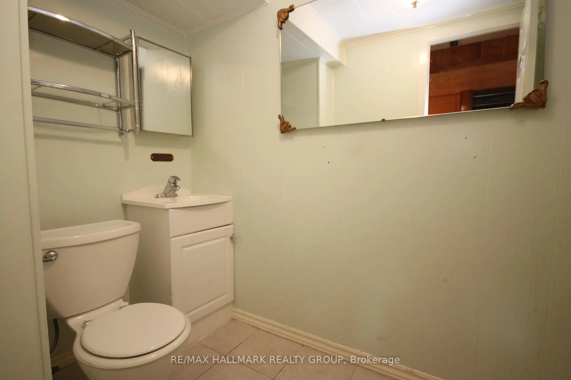 Photo 13 of 461 Lawson Avenue, Ottawa, Overbrook/Castle Heights — HOMEH