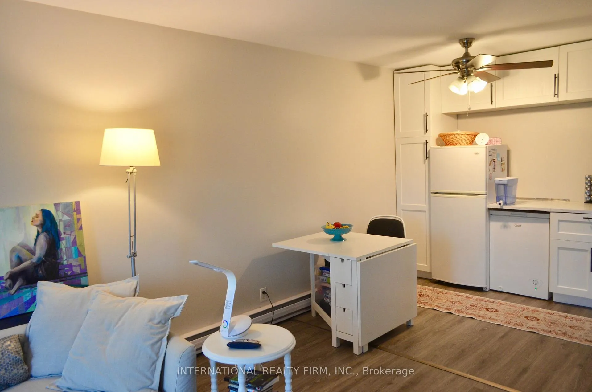Photo 7 of Unit 407, 25 College Street E, Belleville, Belleville Ward — HOMEH