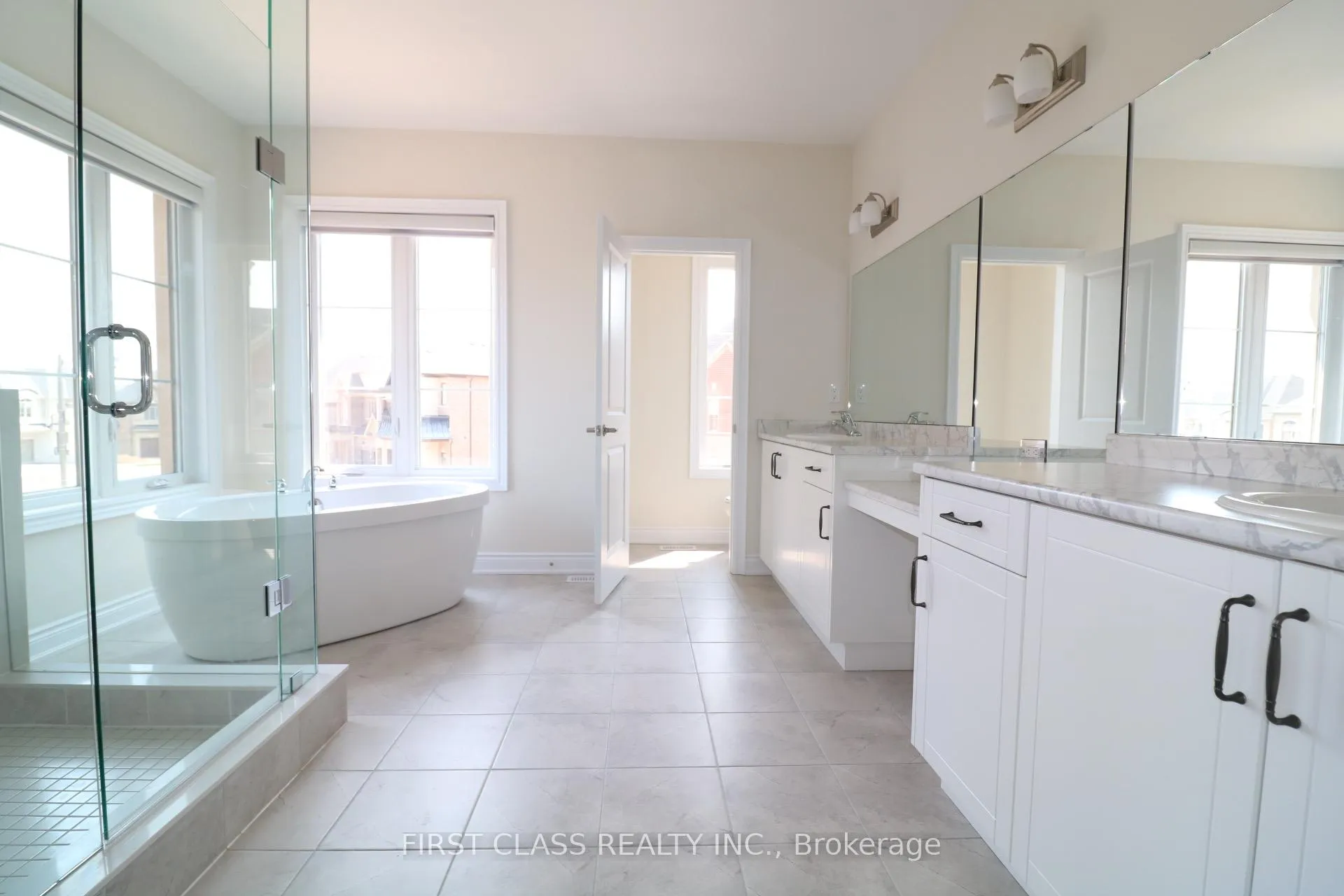 Photo 14 of 78 William Crawley Way, Oakville, Glenorchy — HOMEH