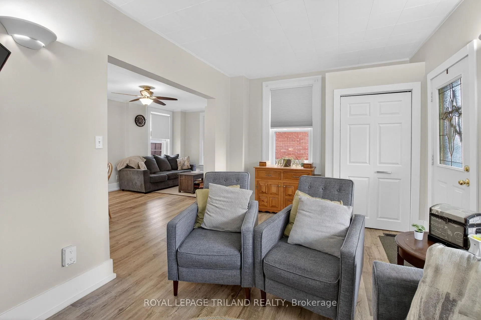 Photo 7 of 81 Locust Street, St. Thomas — HOMEH
