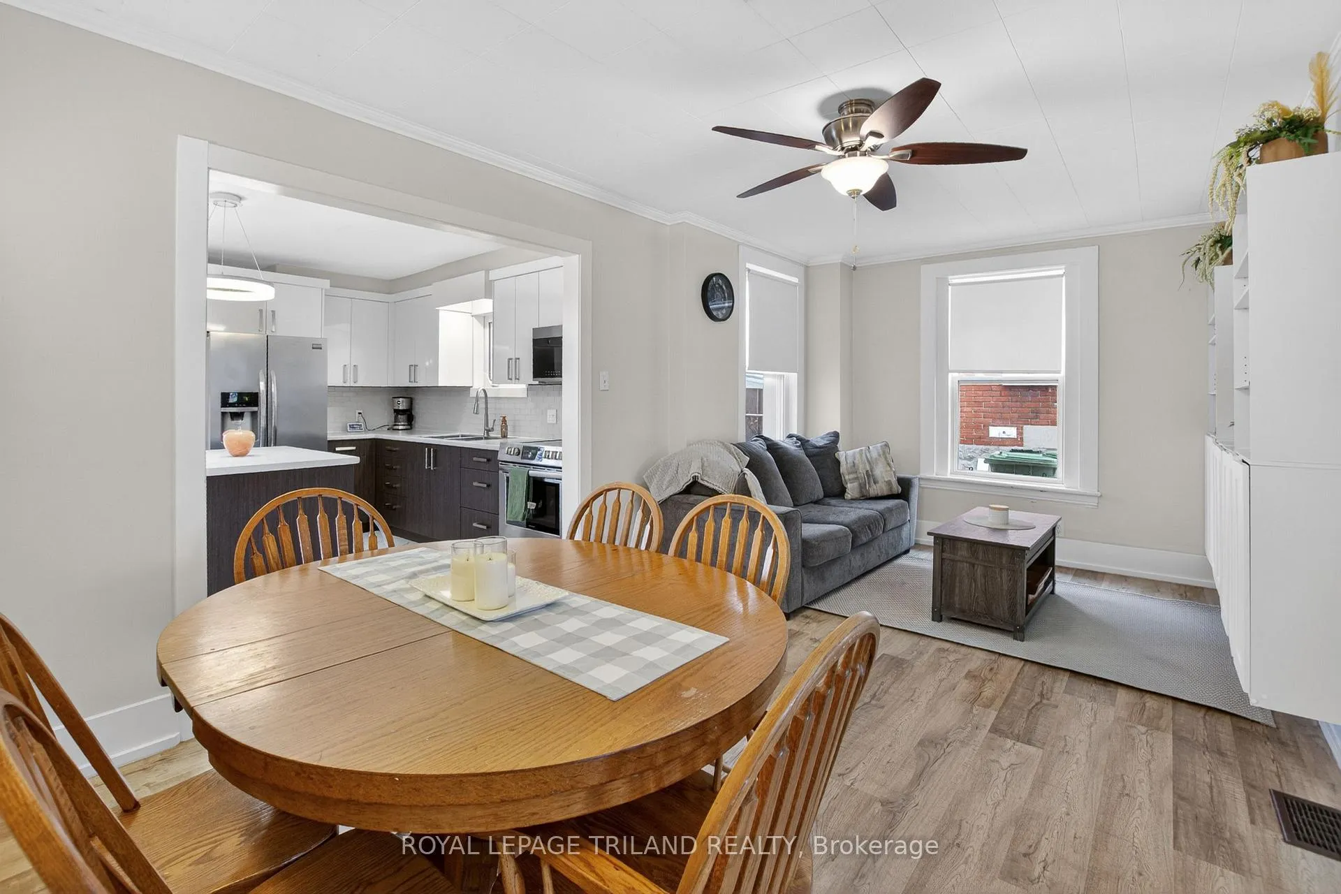 Photo 9 of 81 Locust Street, St. Thomas — HOMEH