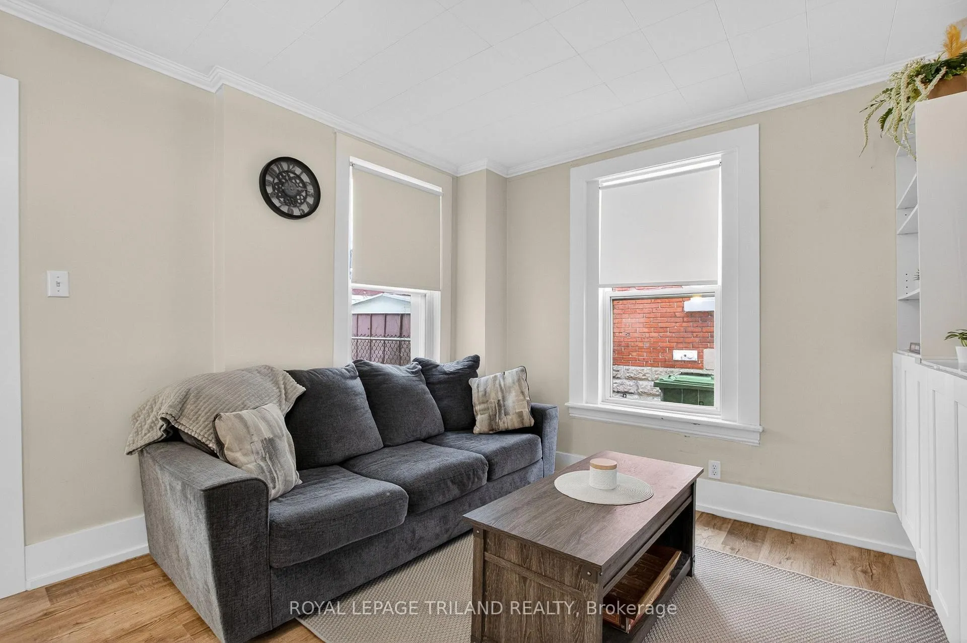 Photo 12 of 81 Locust Street, St. Thomas — HOMEH