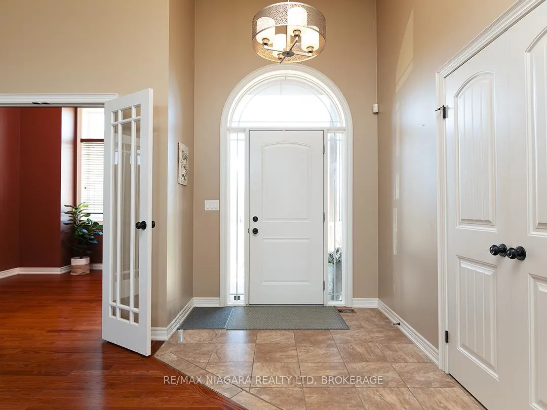 Photo 5 of 20219 Youngs Road S, Wainfleet, Marshville/Winger — HOMEH