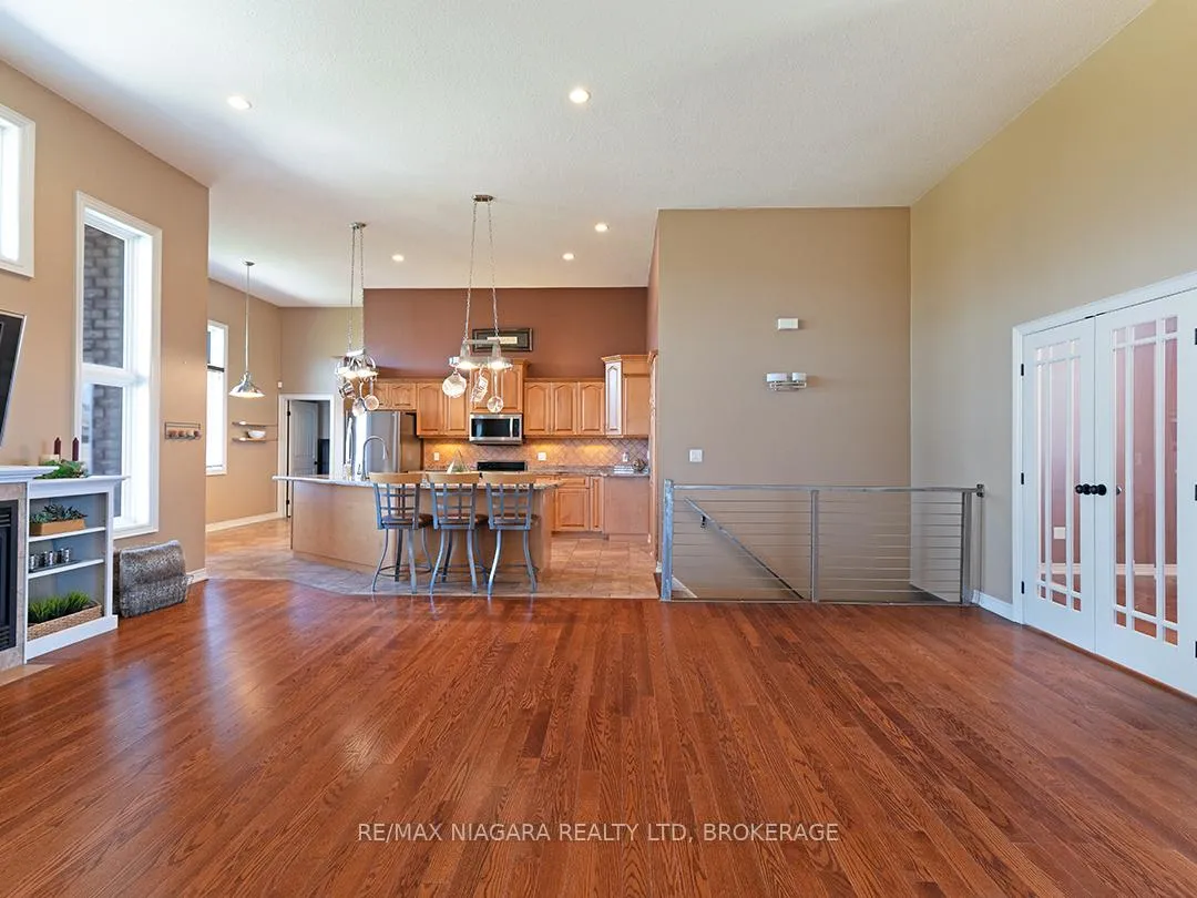 Photo 7 of 20219 Youngs Road S, Wainfleet, Marshville/Winger — HOMEH