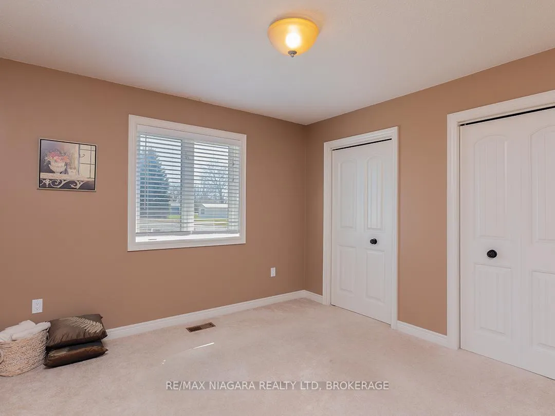 Photo 23 of 20219 Youngs Road S, Wainfleet, Marshville/Winger — HOMEH