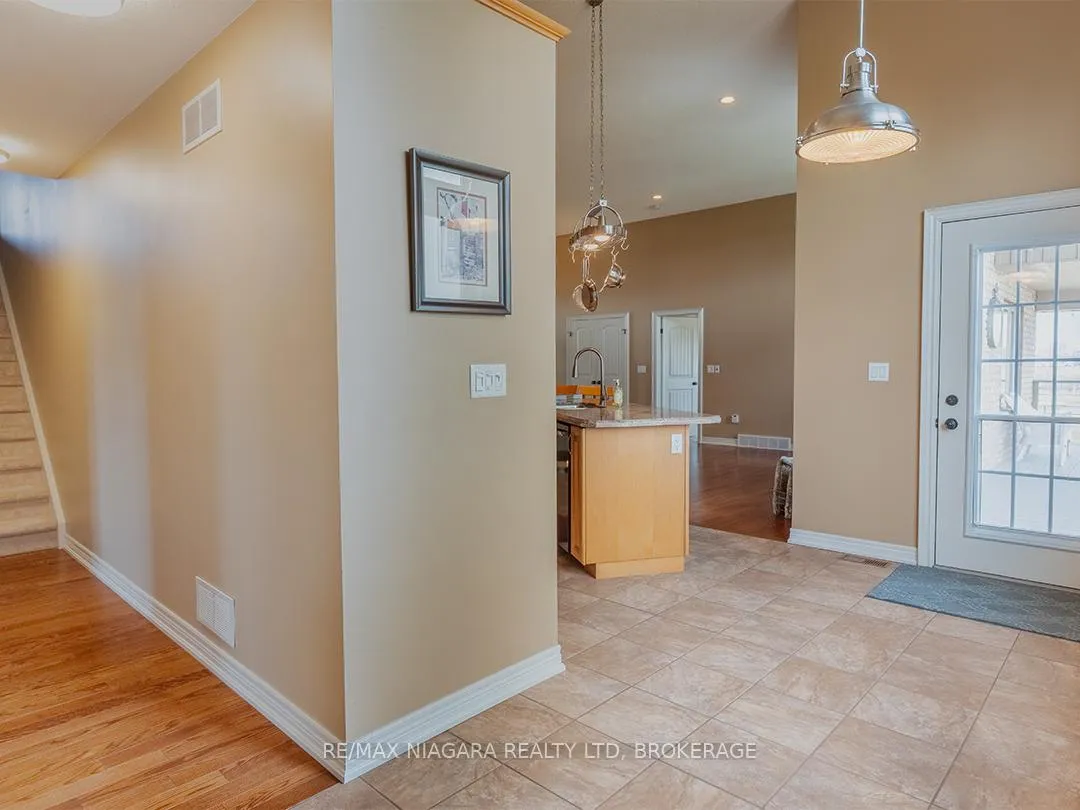 Photo 28 of 20219 Youngs Road S, Wainfleet, Marshville/Winger — HOMEH