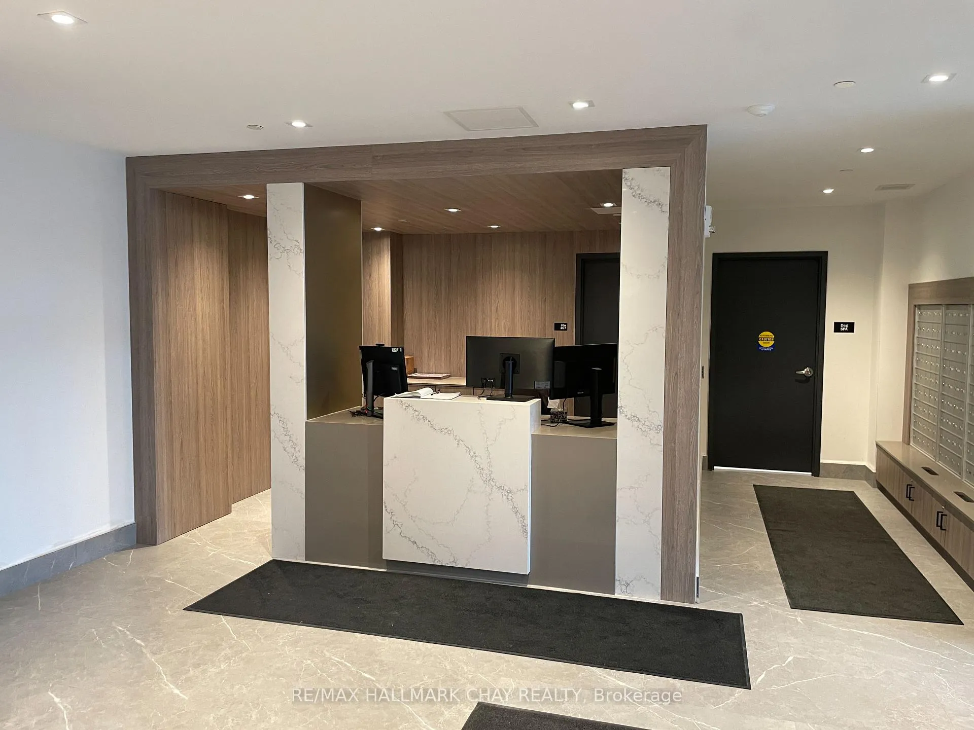 Photo 2 of Unit 202, 56 Lakeside Terrace, Barrie, Little Lake — HOMEH