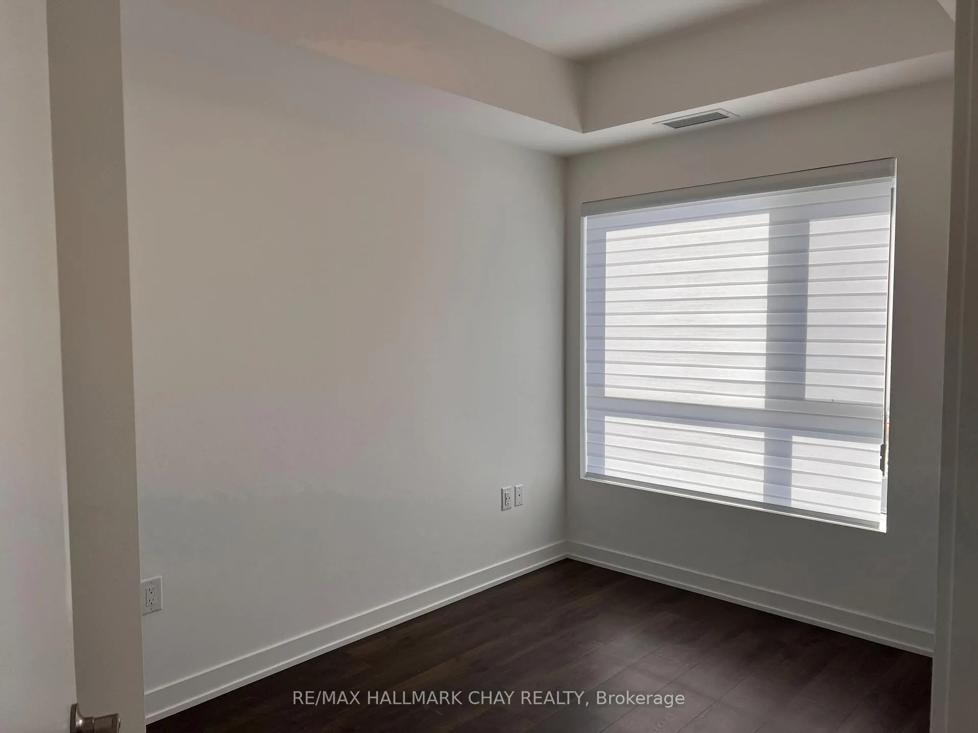Photo 13 of Unit 202, 56 Lakeside Terrace, Barrie, Little Lake — HOMEH