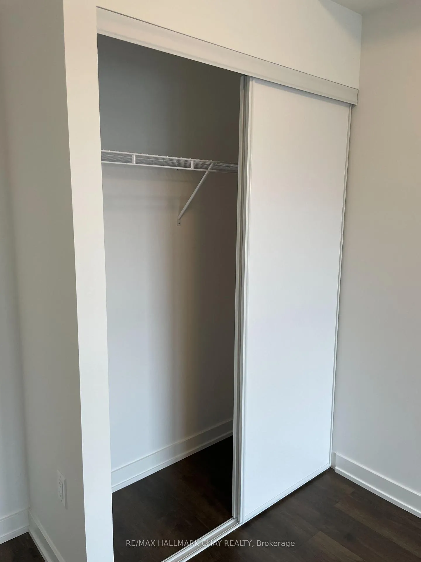 Photo 15 of Unit 202, 56 Lakeside Terrace, Barrie, Little Lake — HOMEH