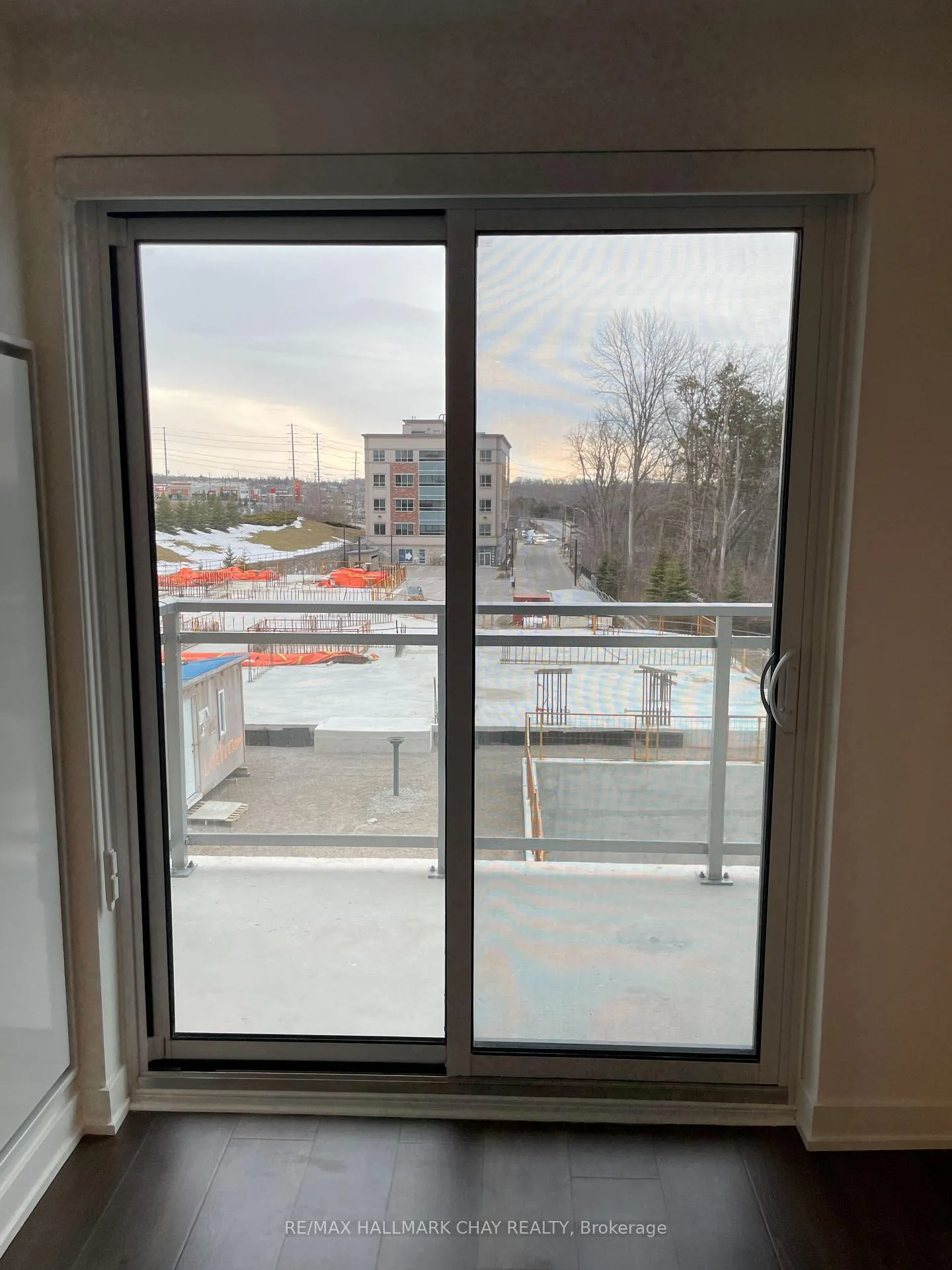 Photo 18 of Unit 202, 56 Lakeside Terrace, Barrie, Little Lake — HOMEH
