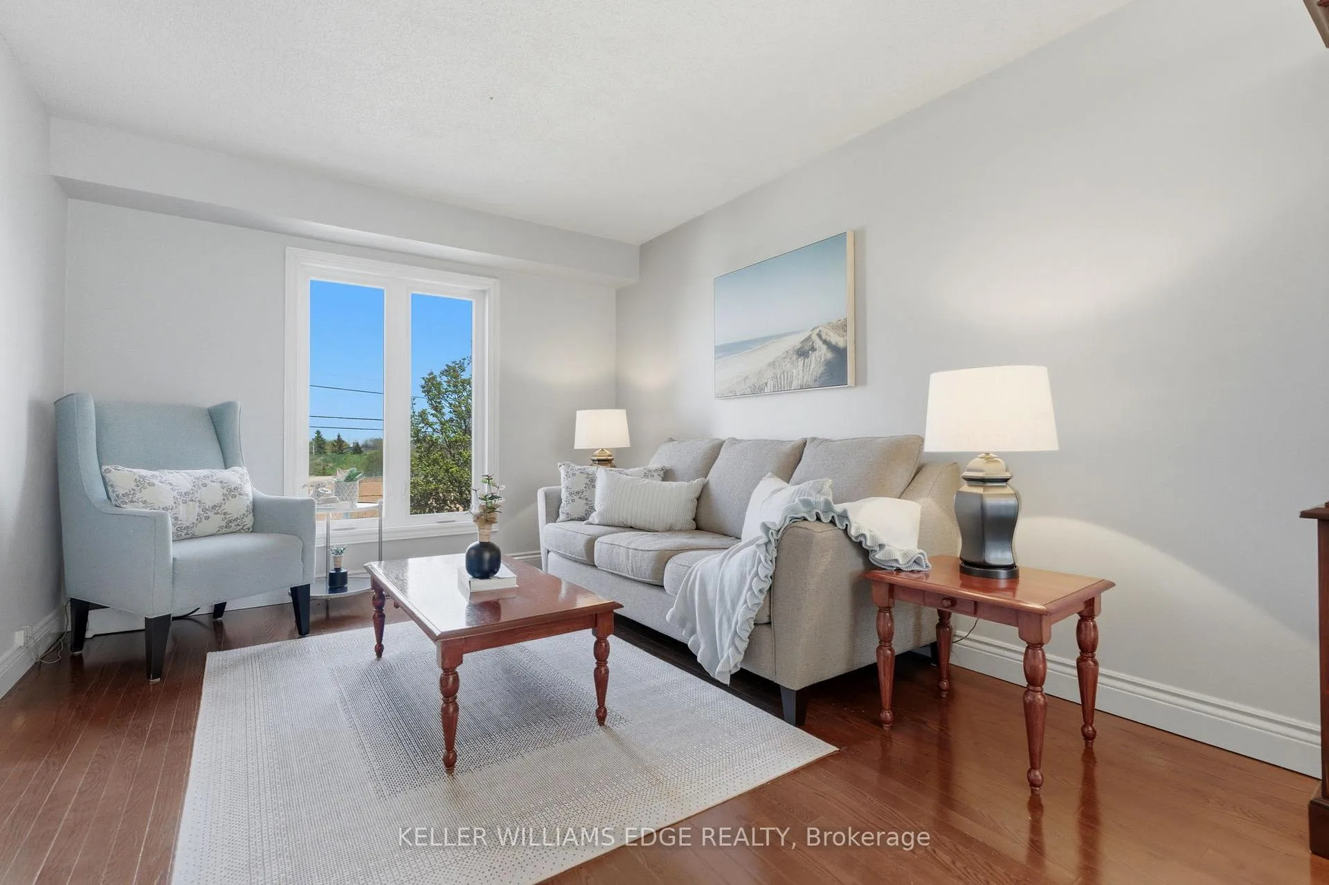 Photo 10 of 2376 Brunswick Court, Burlington, Brant Hills — HOMEH