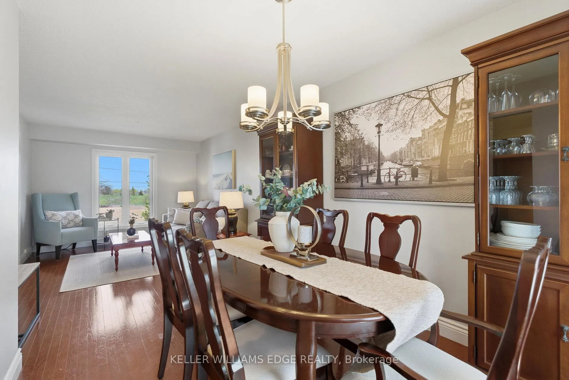 Photo 11 of 2376 Brunswick Court, Burlington, Brant Hills — HOMEH
