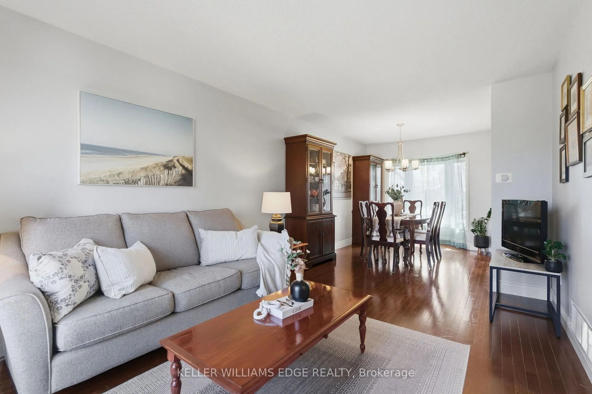 Photo 13 of 2376 Brunswick Court, Burlington, Brant Hills — HOMEH