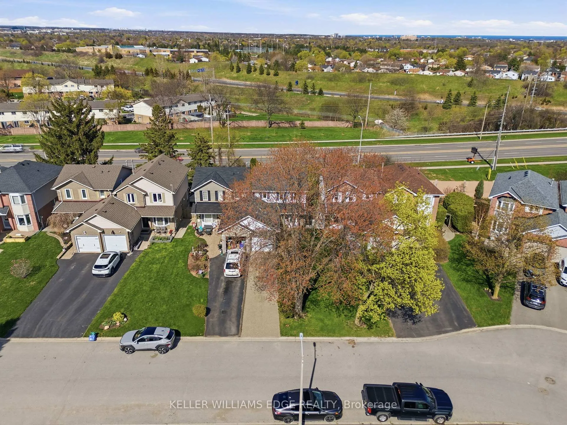 Photo 36 of 2376 Brunswick Court, Burlington, Brant Hills — HOMEH