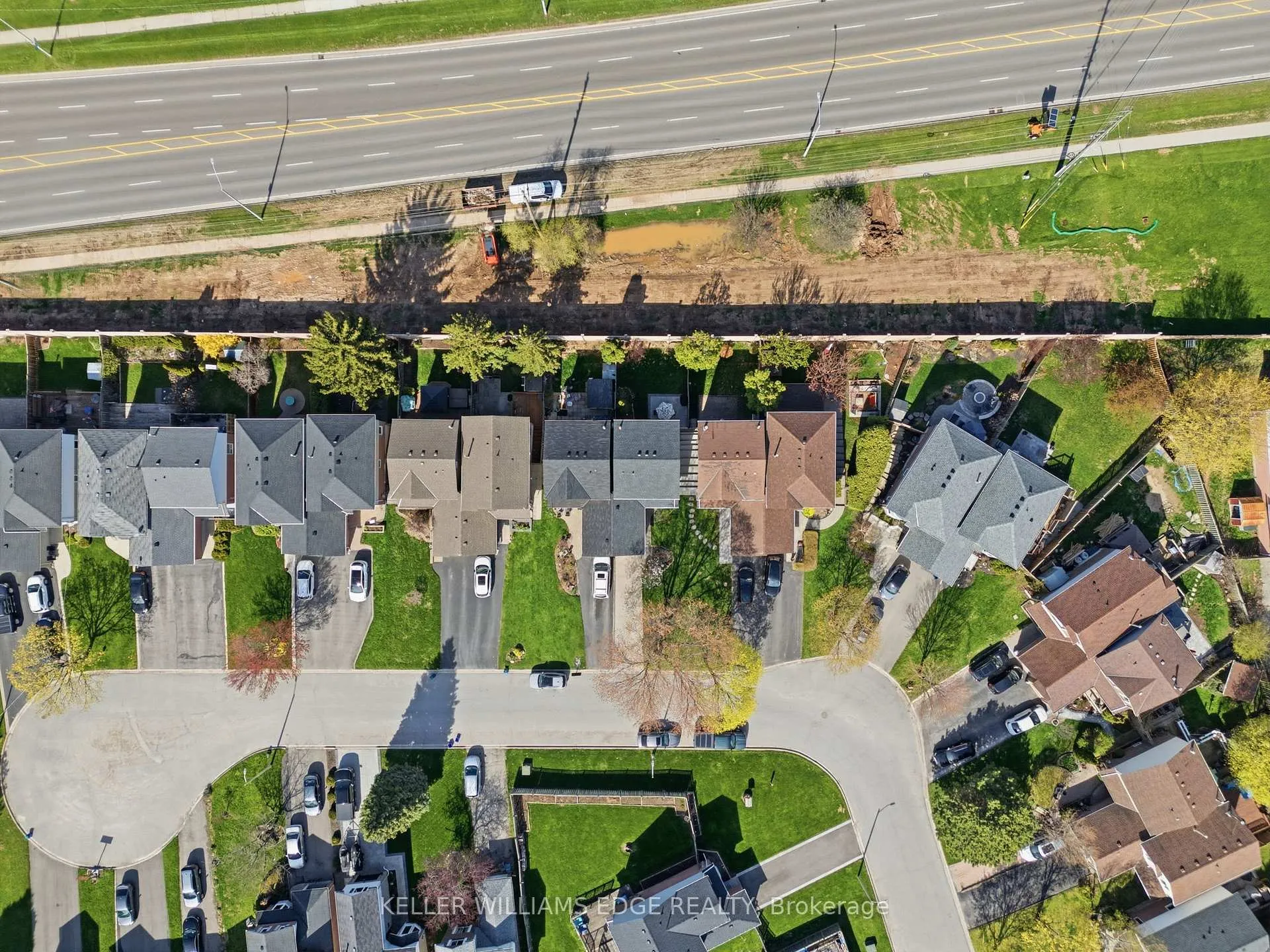 Photo 43 of 2376 Brunswick Court, Burlington, Brant Hills — HOMEH
