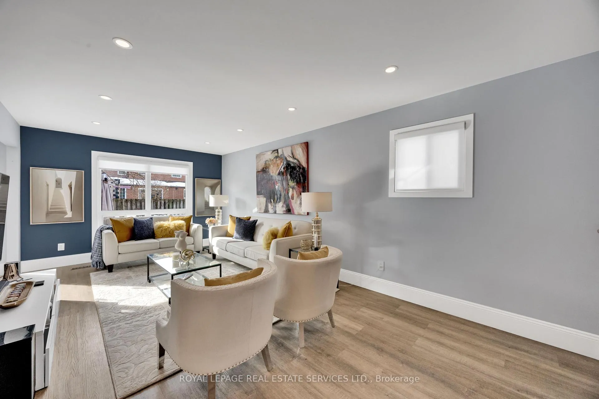 Photo 8 of 284 Rimmington Drive, Oakville, River Oaks — HOMEH